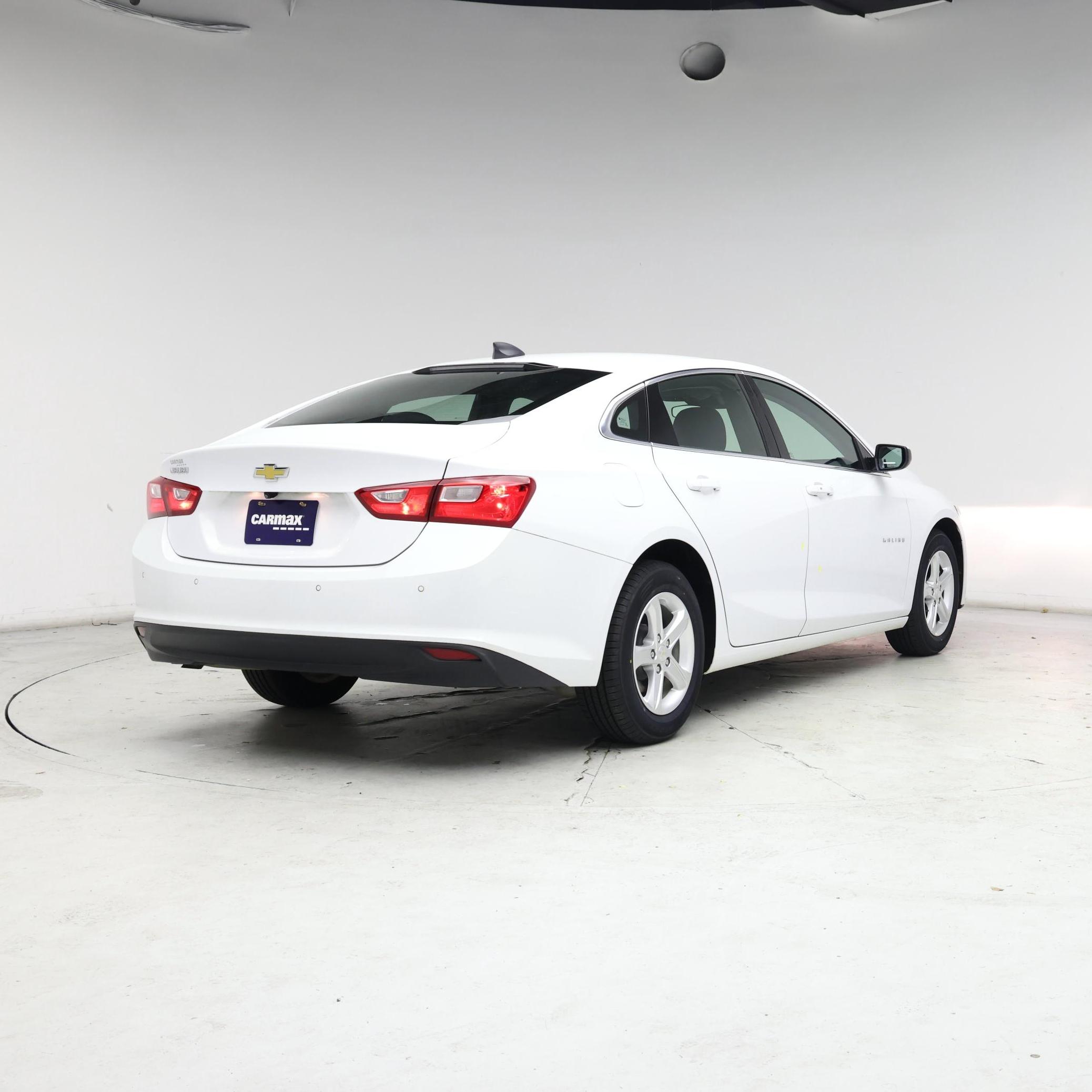 Thumbnail: 2023 Chevrolet Malibu - 8