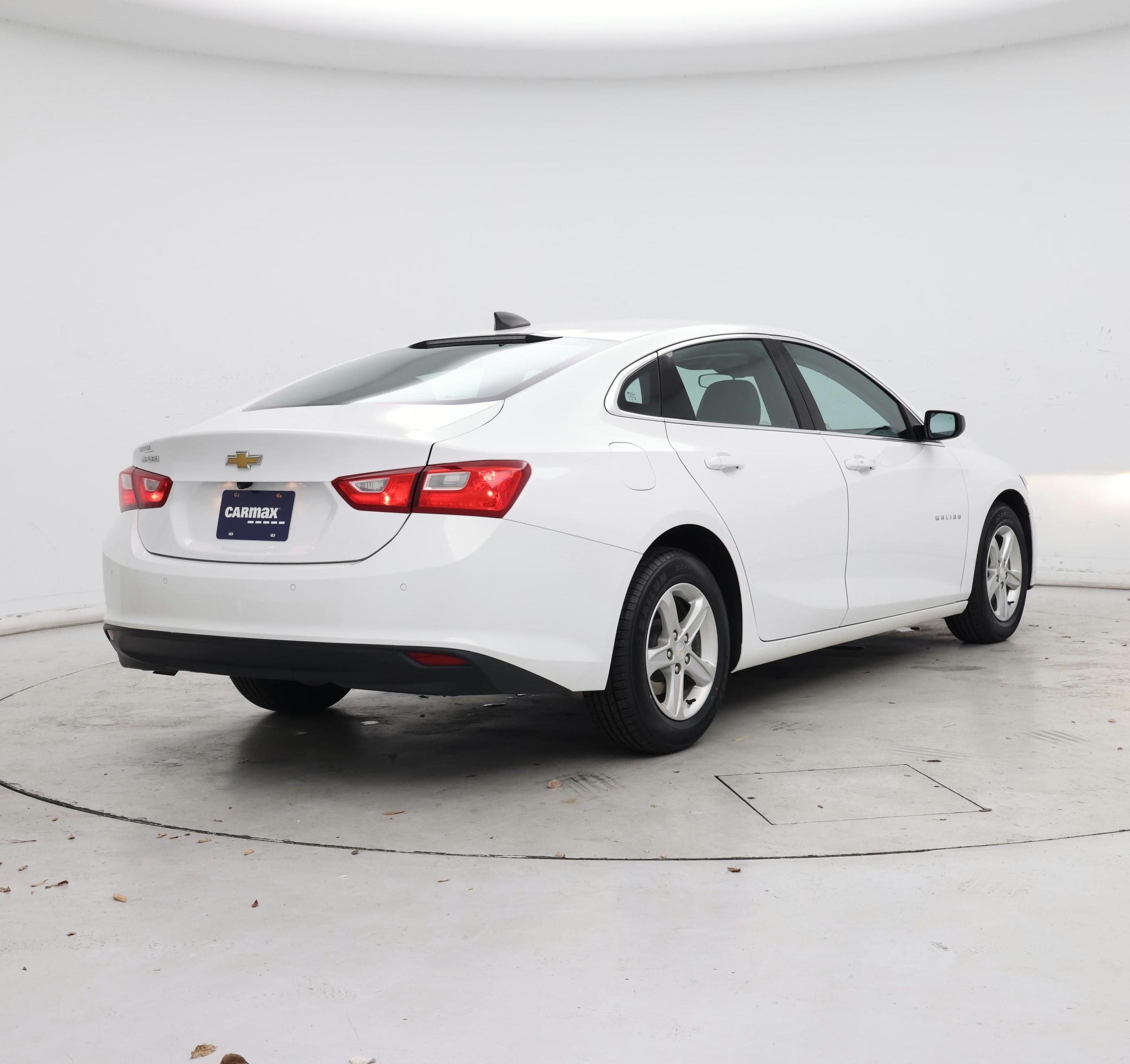 Thumbnail: 2023 Chevrolet Malibu - 8