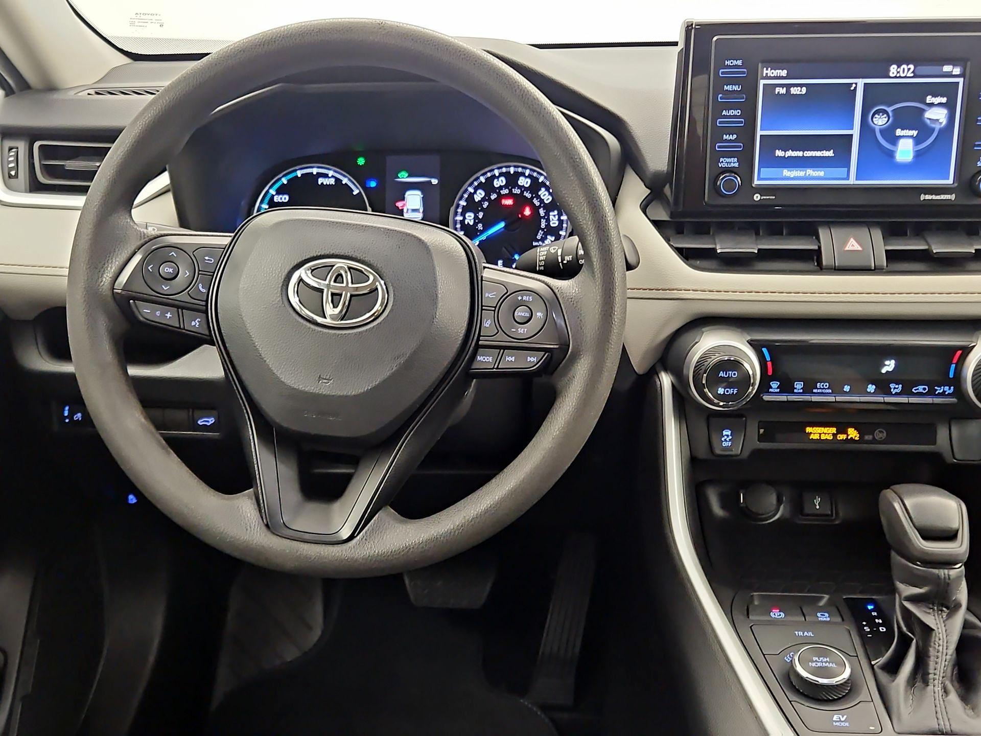 Thumbnail: 2022 Toyota RAV4 - 10