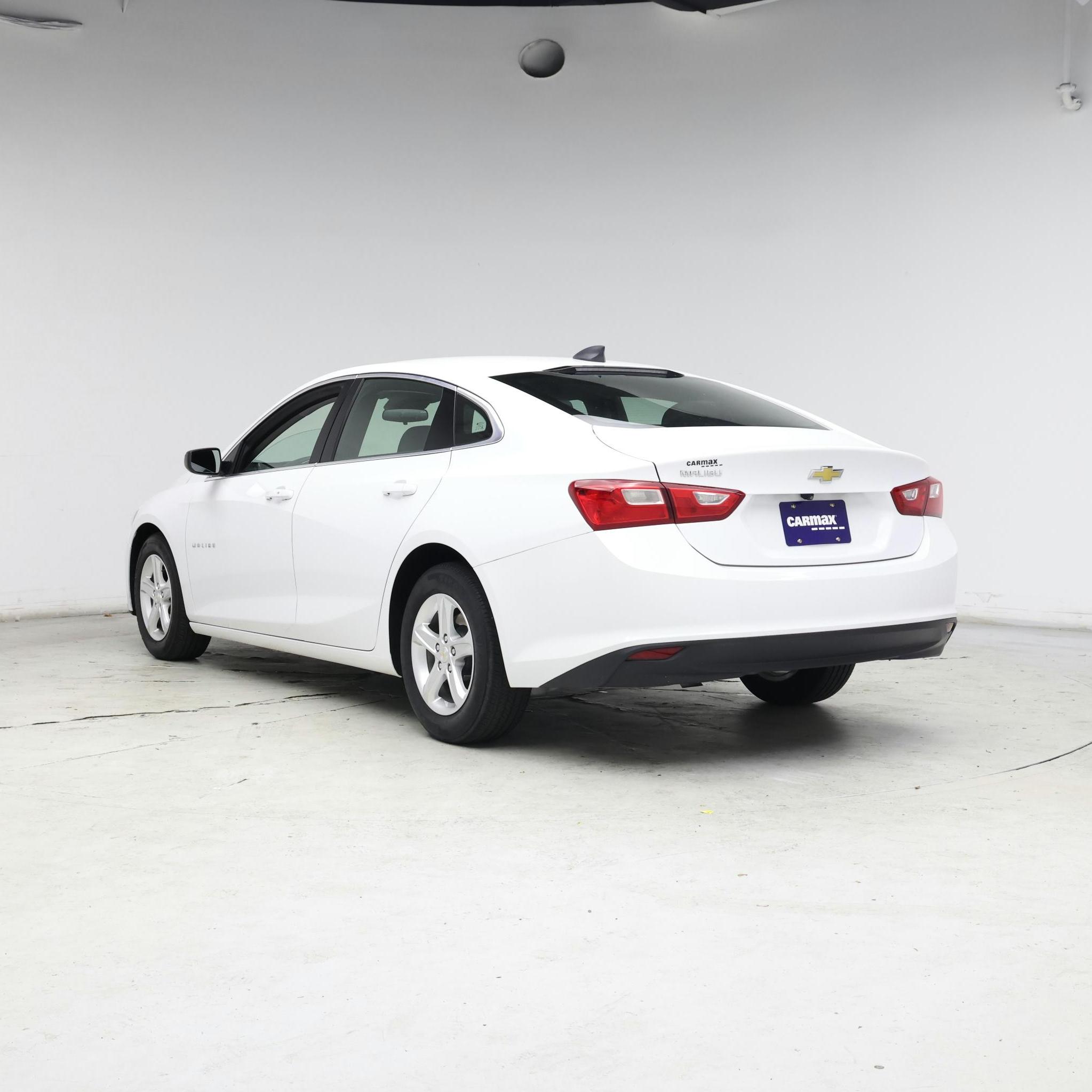 Thumbnail: 2023 Chevrolet Malibu - 2