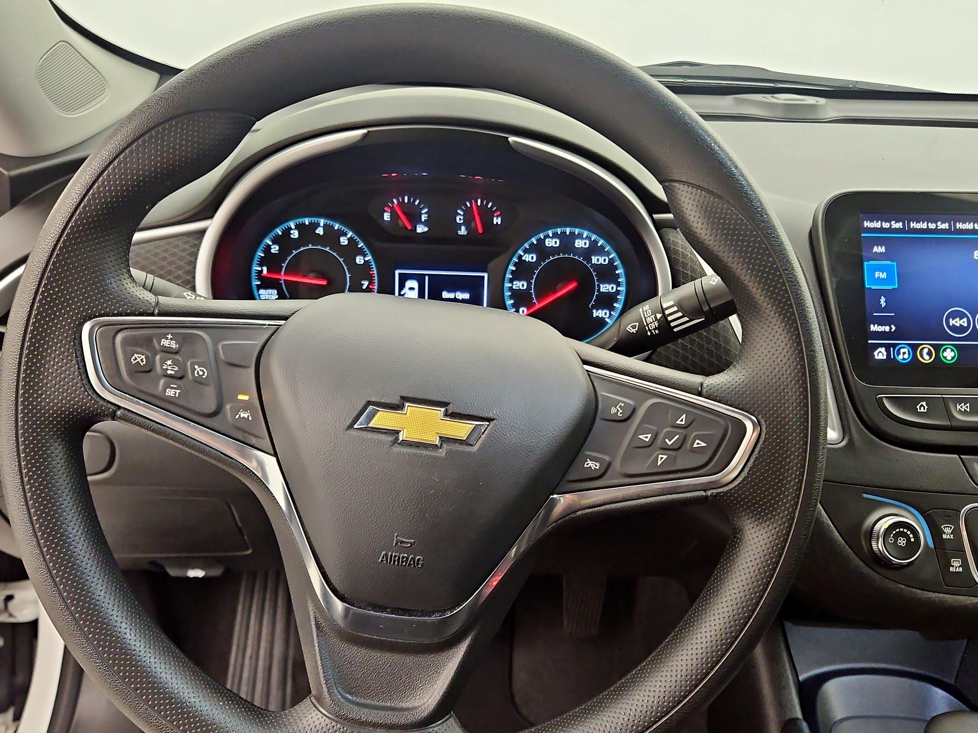 Thumbnail: 2023 Chevrolet Malibu - 10
