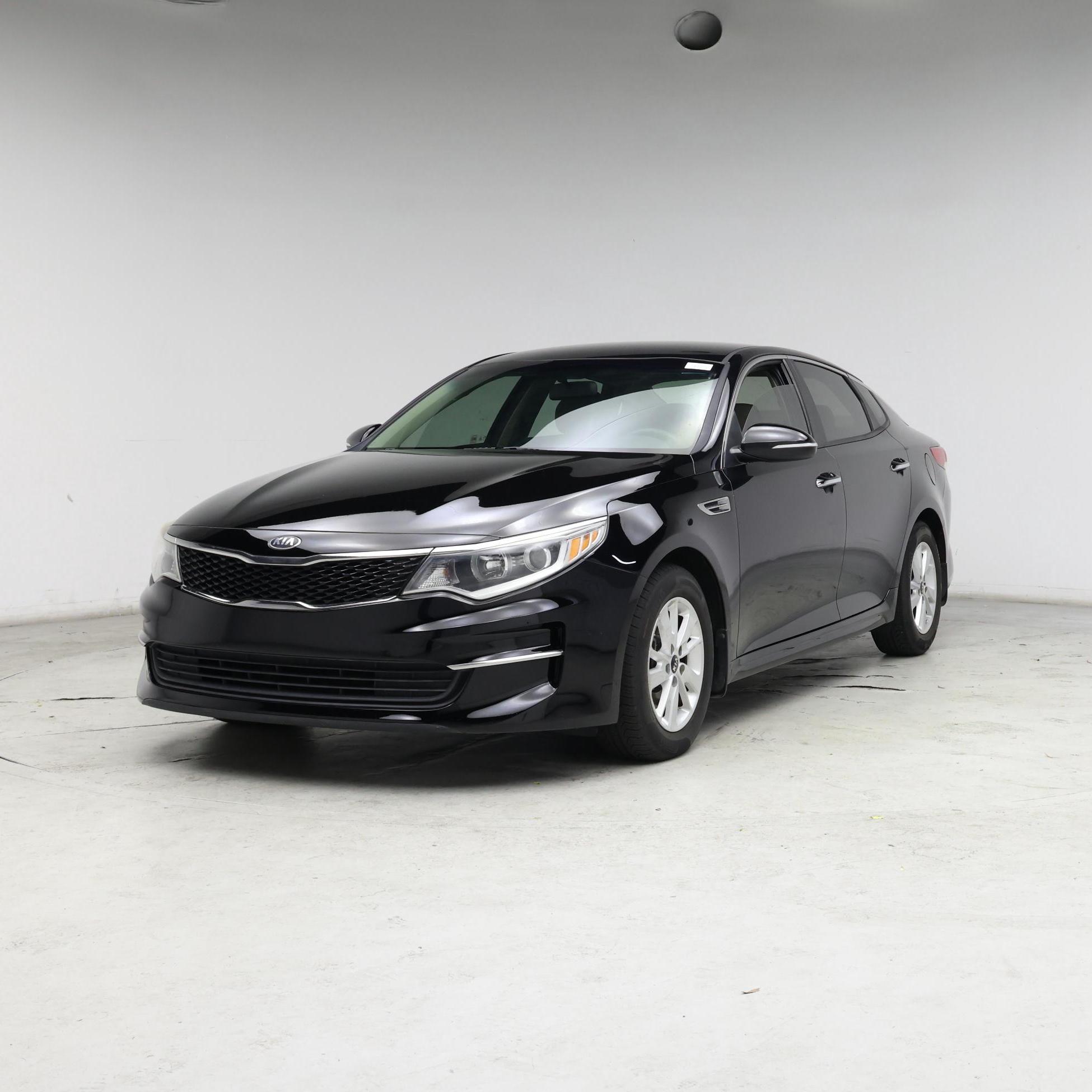 Thumbnail: 2017 Kia Optima - 4