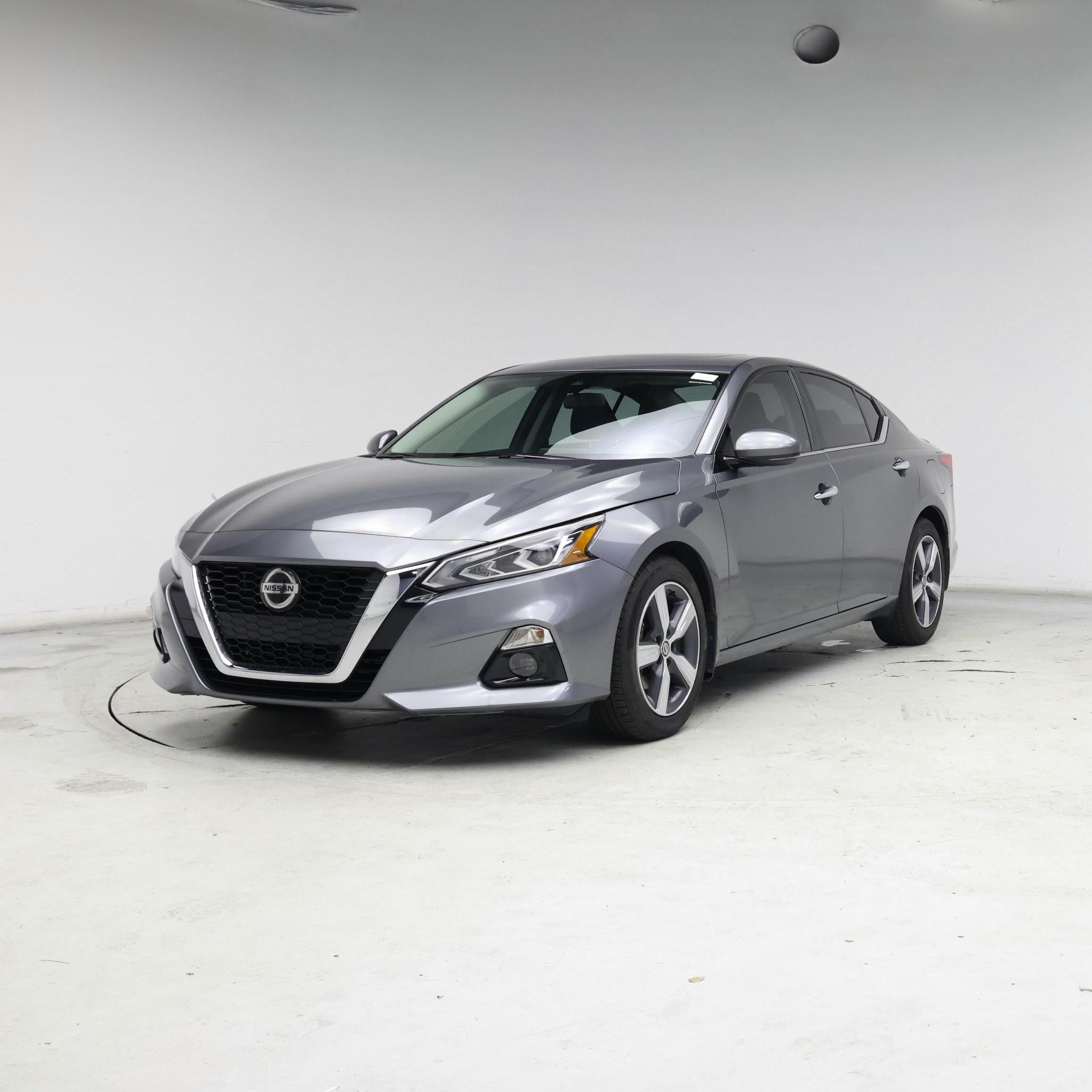 Thumbnail: 2022 Nissan Altima - 4