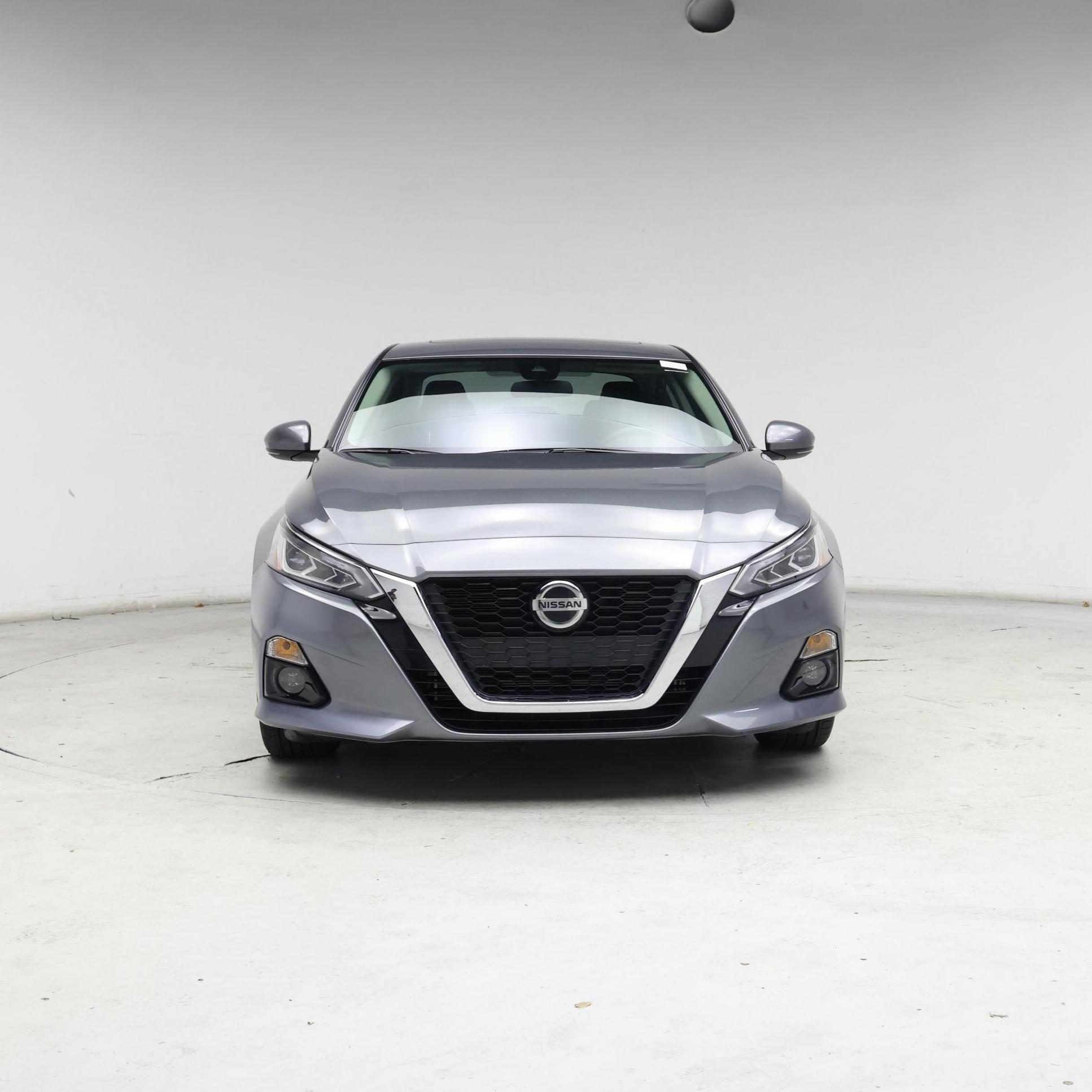 Thumbnail: 2022 Nissan Altima - 5