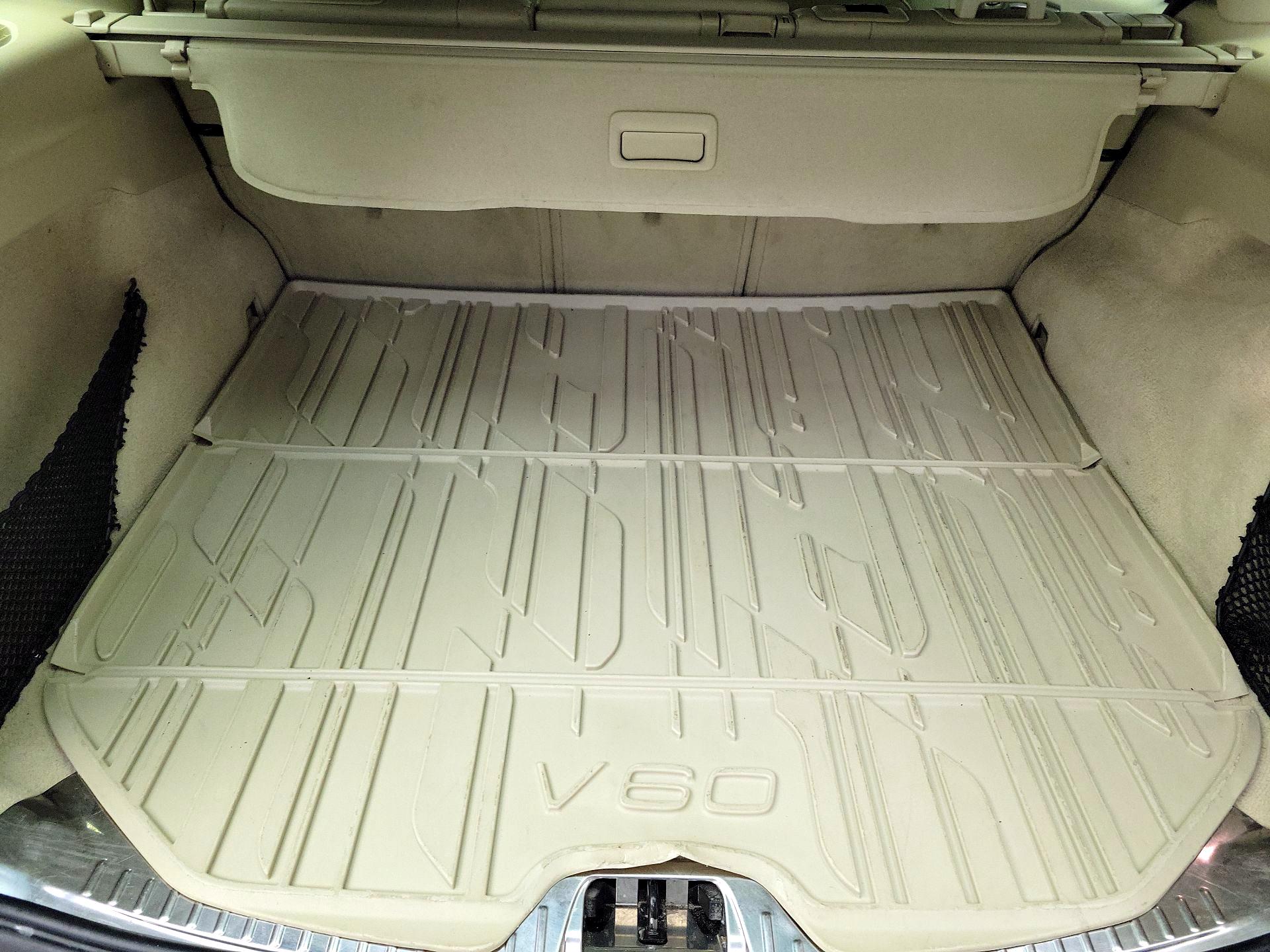Thumbnail: 2016 Volvo V60 - 20