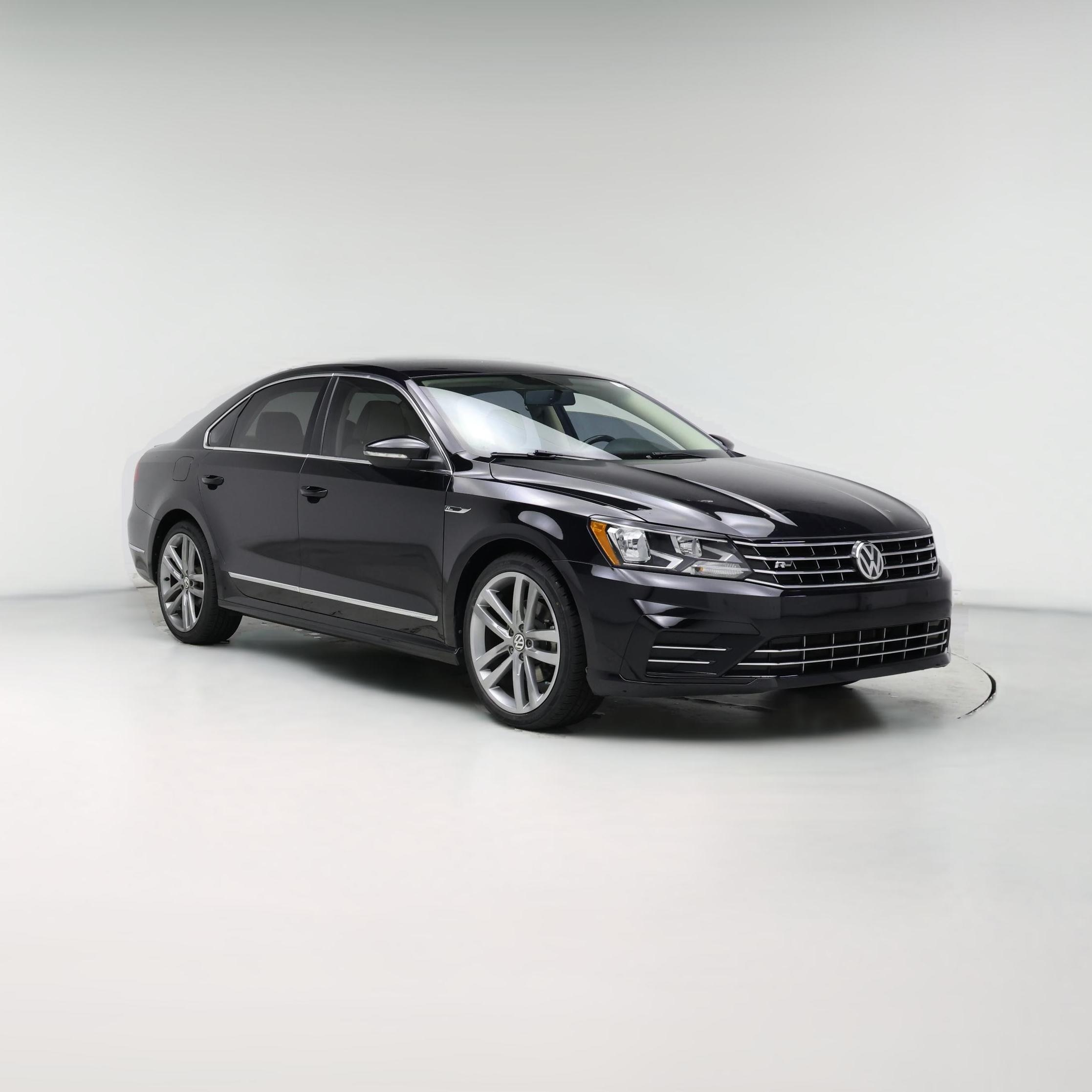 Thumbnail: 2017 Volkswagen Passat - 1