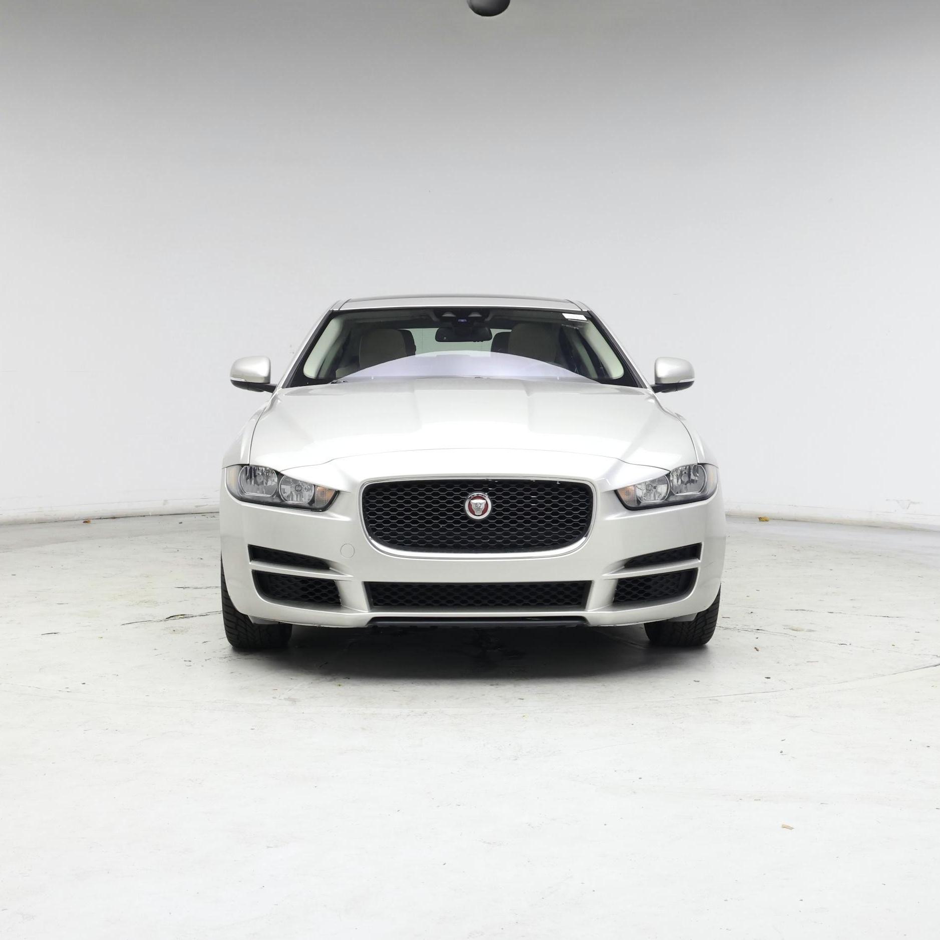 Thumbnail: 2017 Jaguar XE - 5