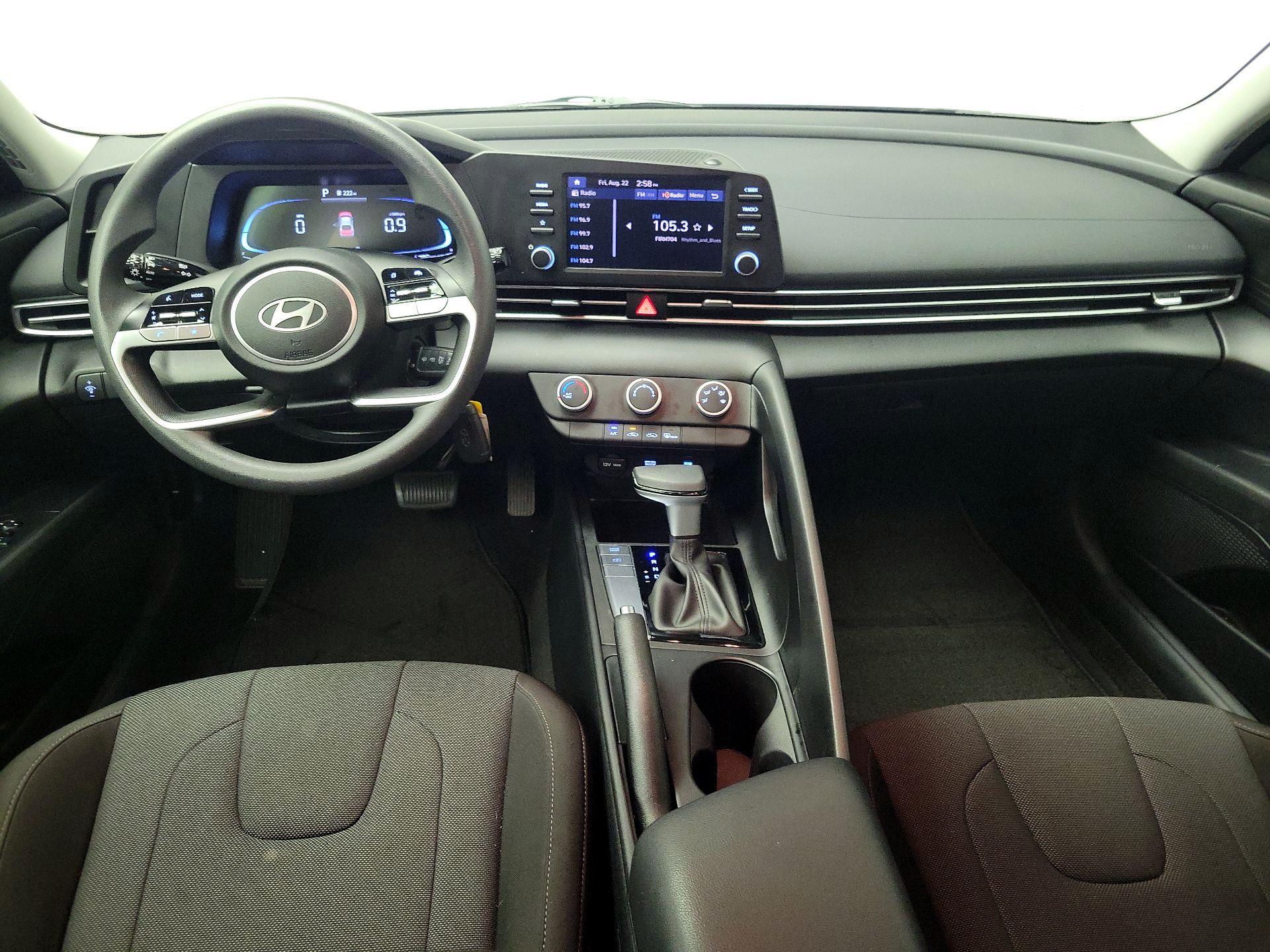 Thumbnail: 2024 Hyundai Elantra - 9