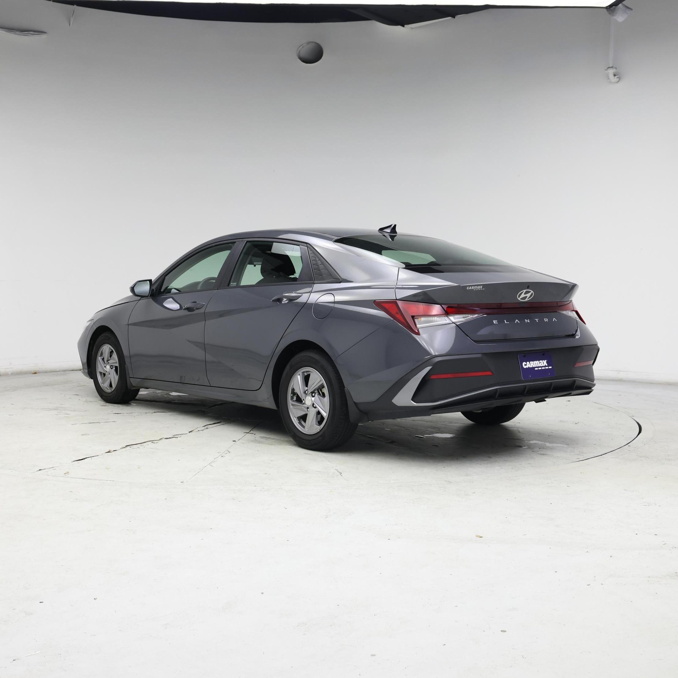 Thumbnail: 2024 Hyundai Elantra - 2