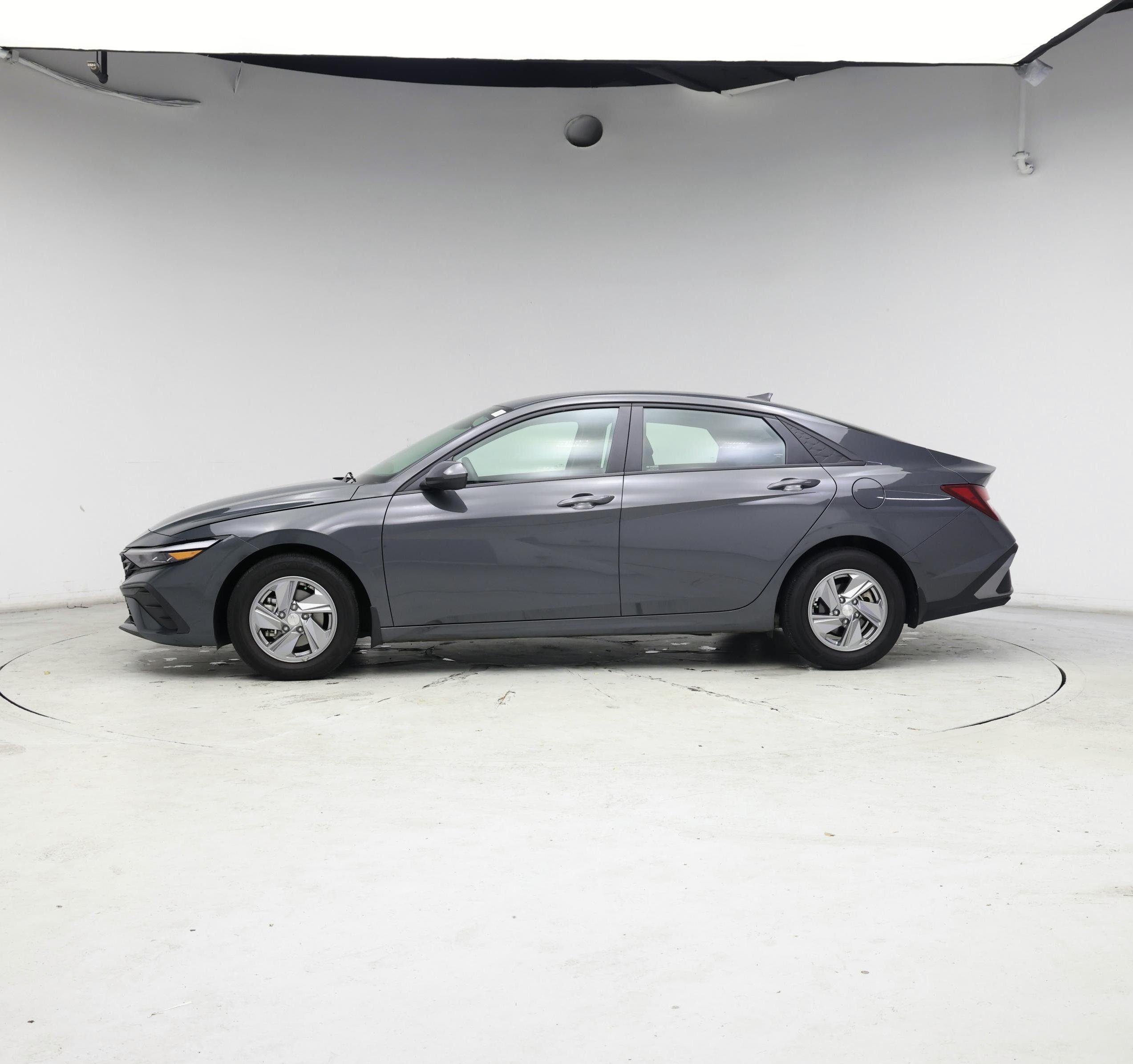 Thumbnail: 2024 Hyundai Elantra - 3