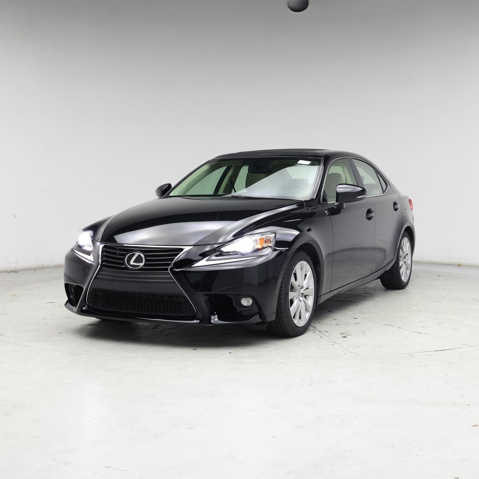 Thumbnail: 2015 Lexus IS - 4