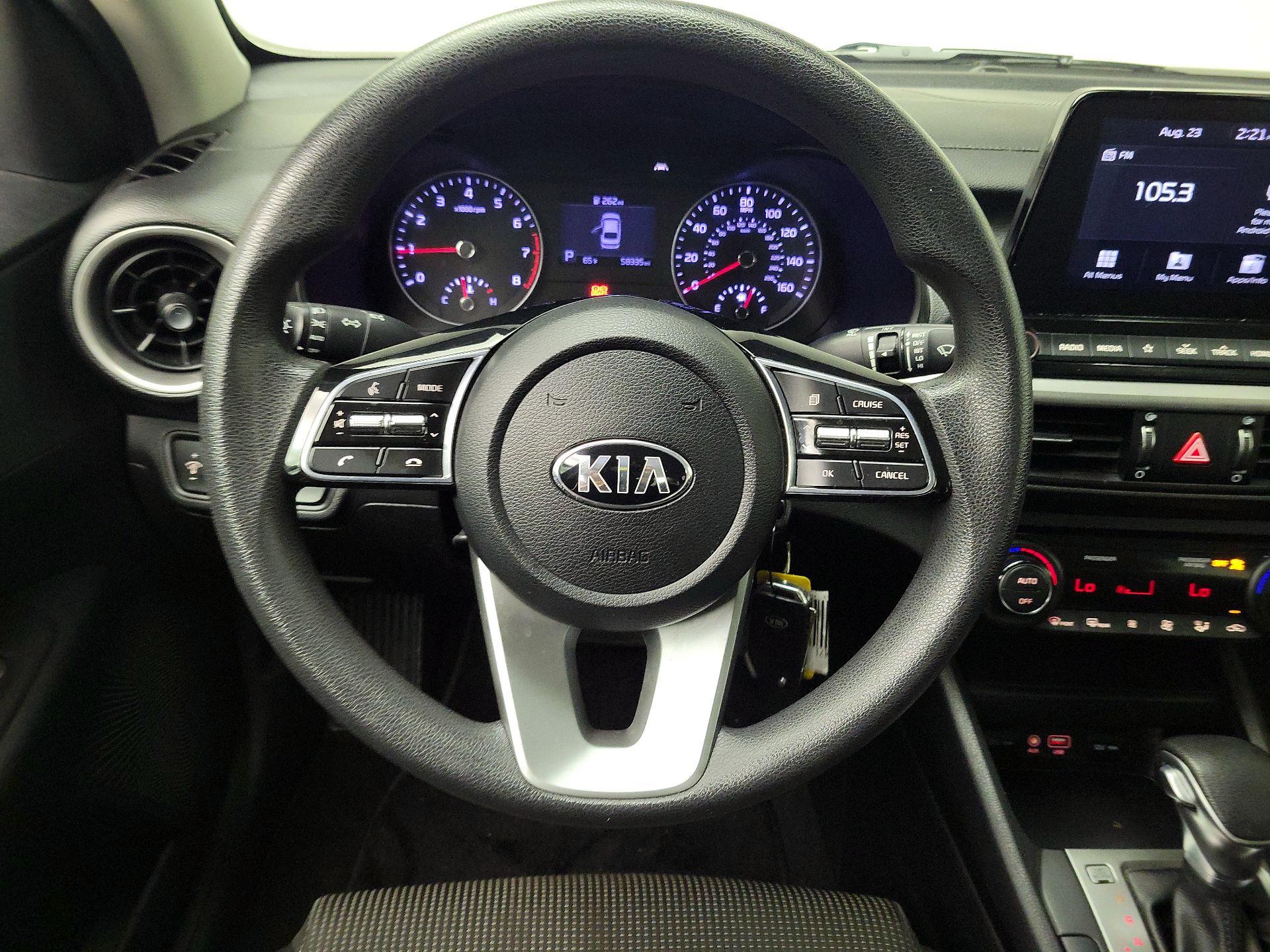 Thumbnail: 2019 Kia Forte - 10