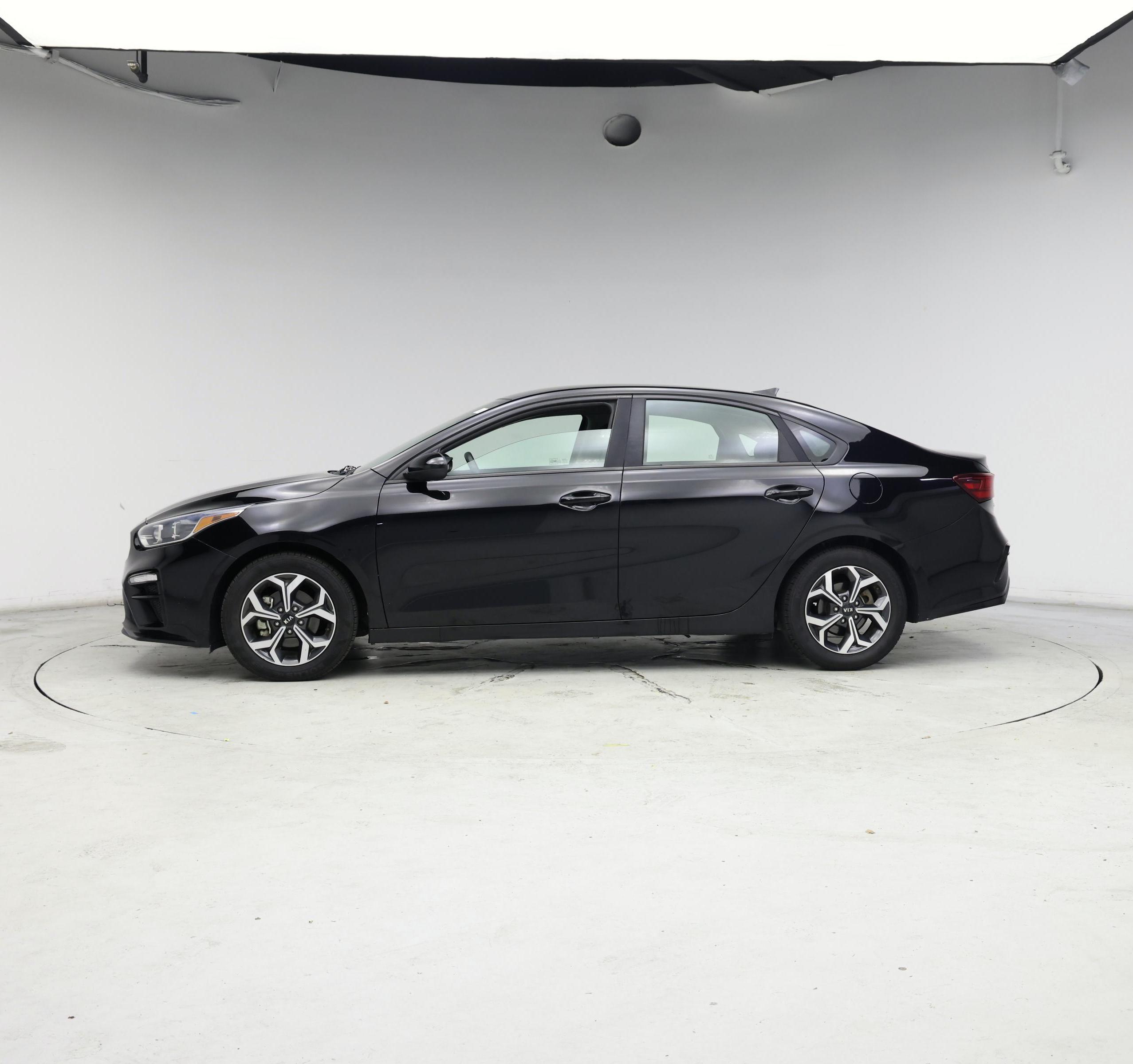 Thumbnail: 2019 Kia Forte - 3