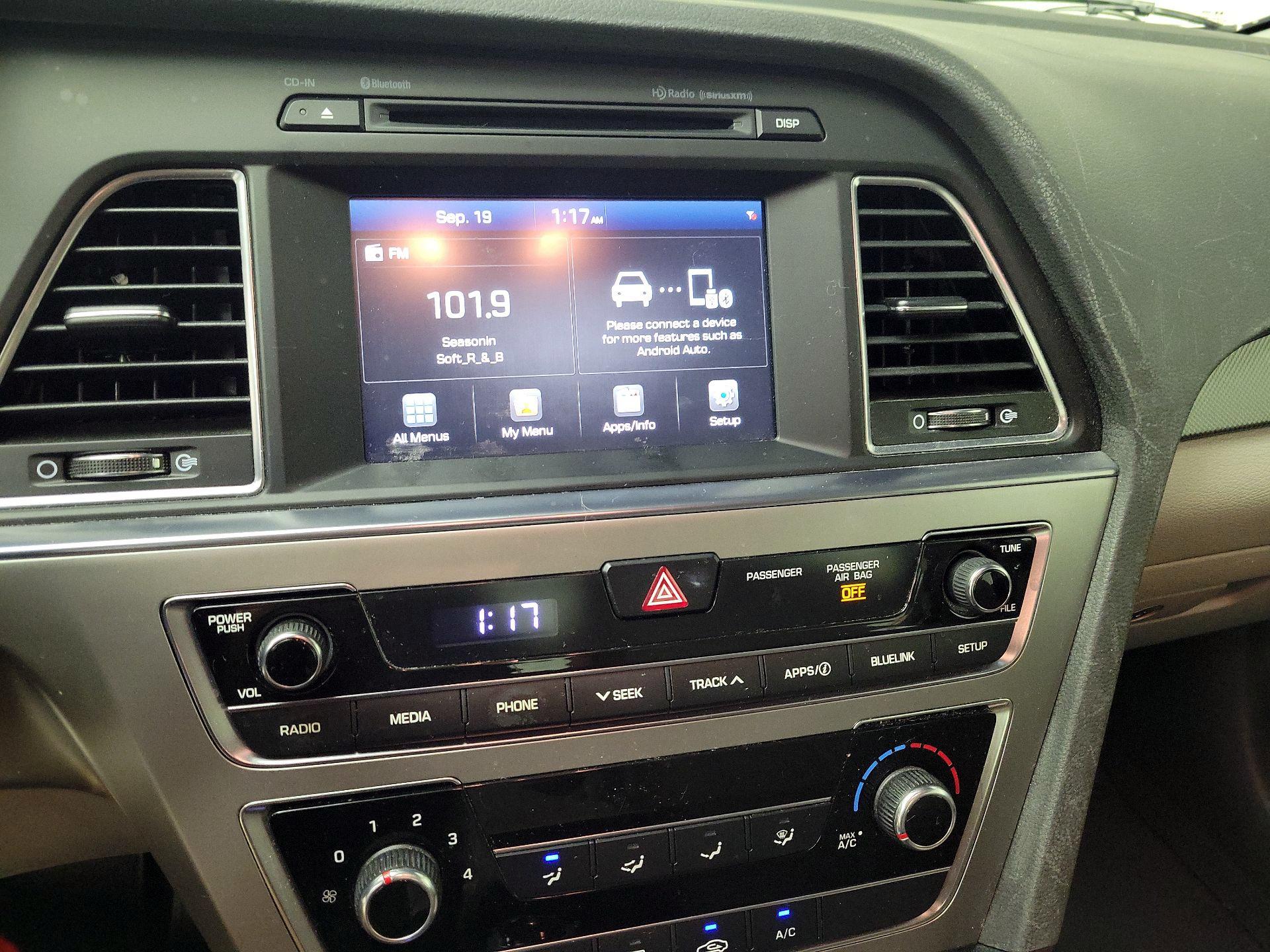 Thumbnail: 2016 Hyundai Sonata - 15