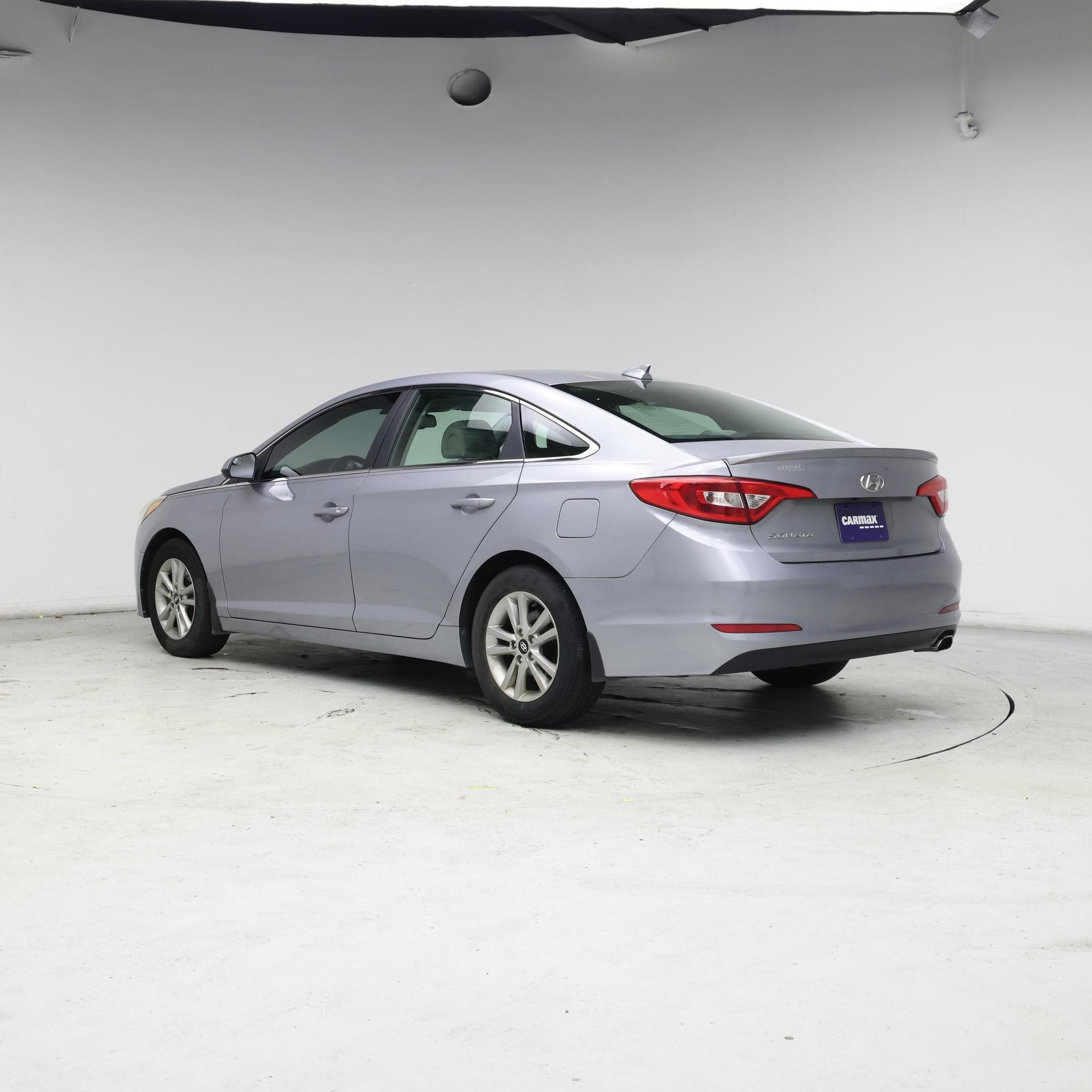 Thumbnail: 2016 Hyundai Sonata - 2