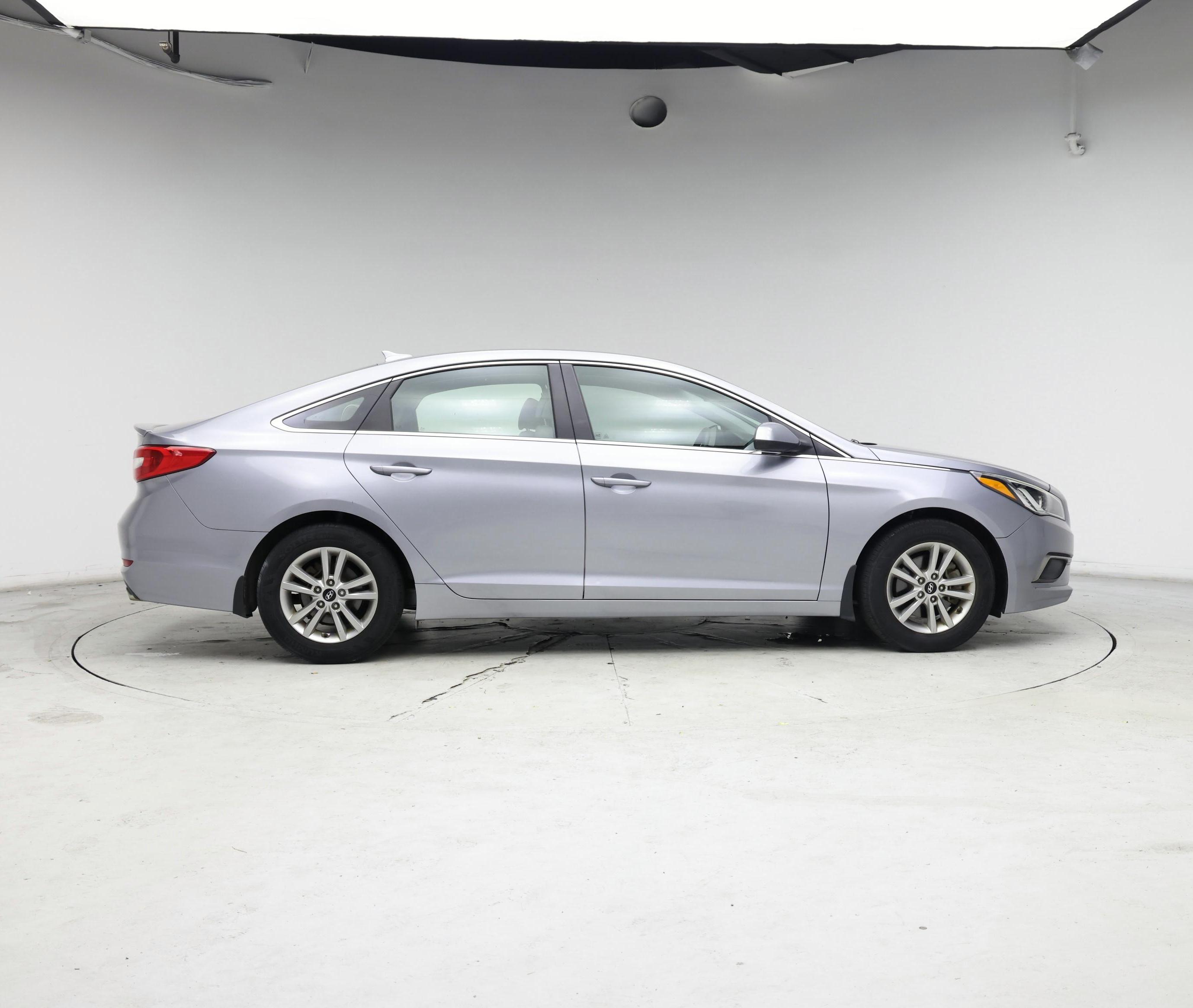 Thumbnail: 2016 Hyundai Sonata - 7