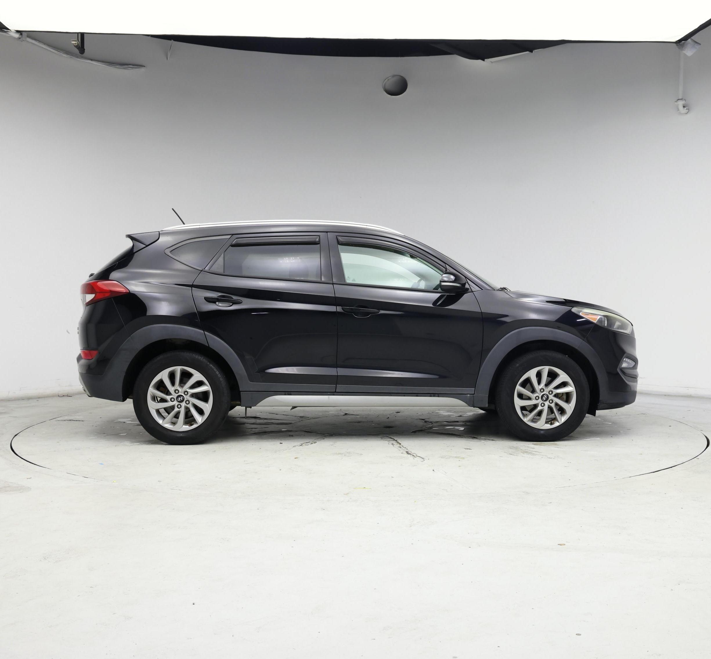 Thumbnail: 2017 Hyundai Tucson - 7
