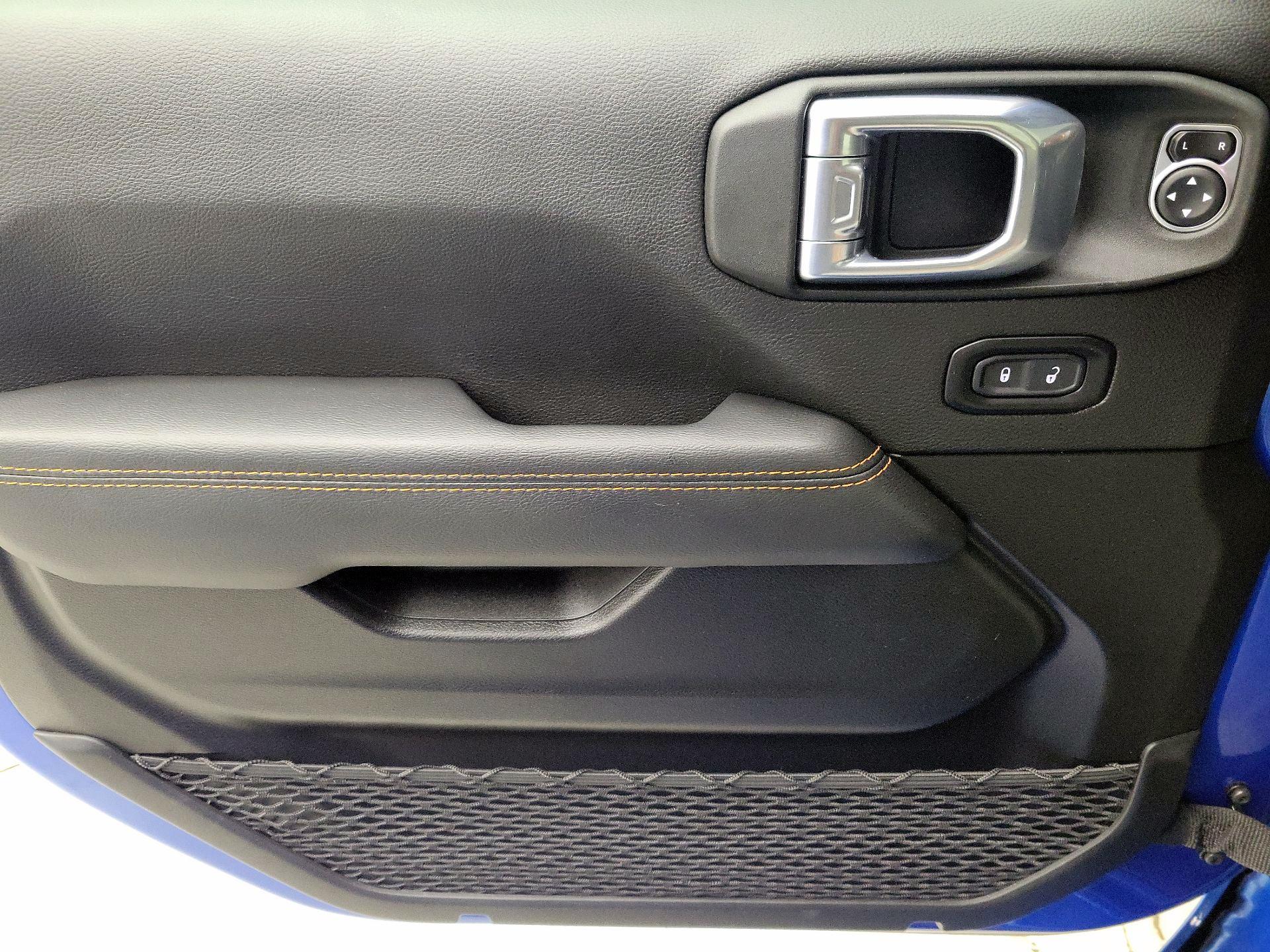 Thumbnail: 2022 Jeep Gladiator - 12