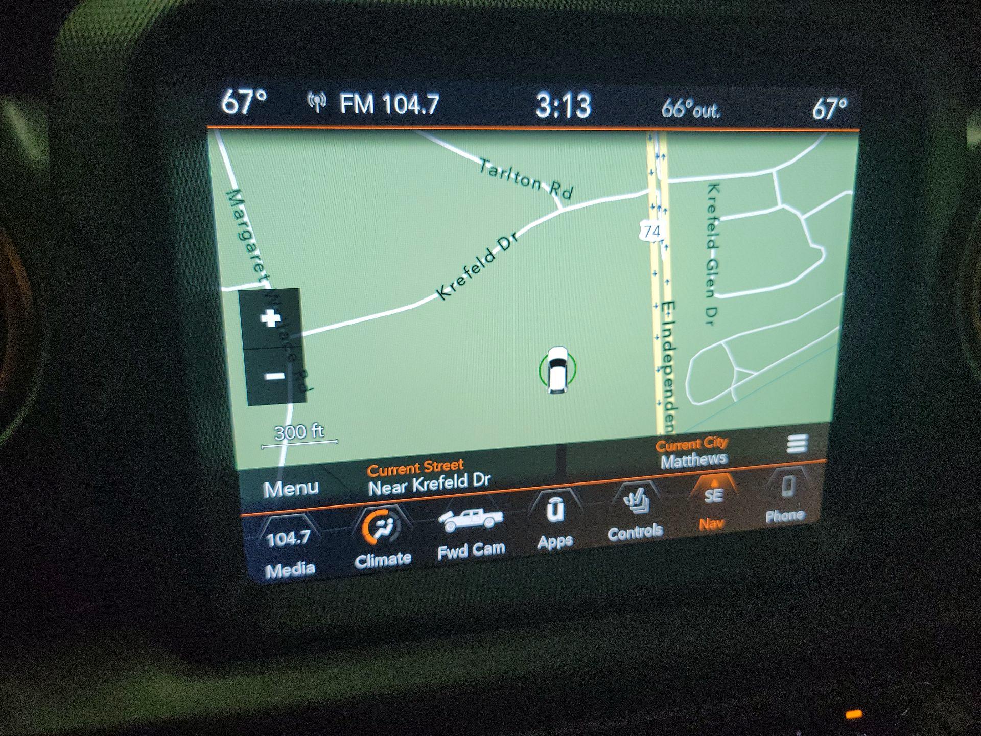 Thumbnail: 2022 Jeep Gladiator - 14