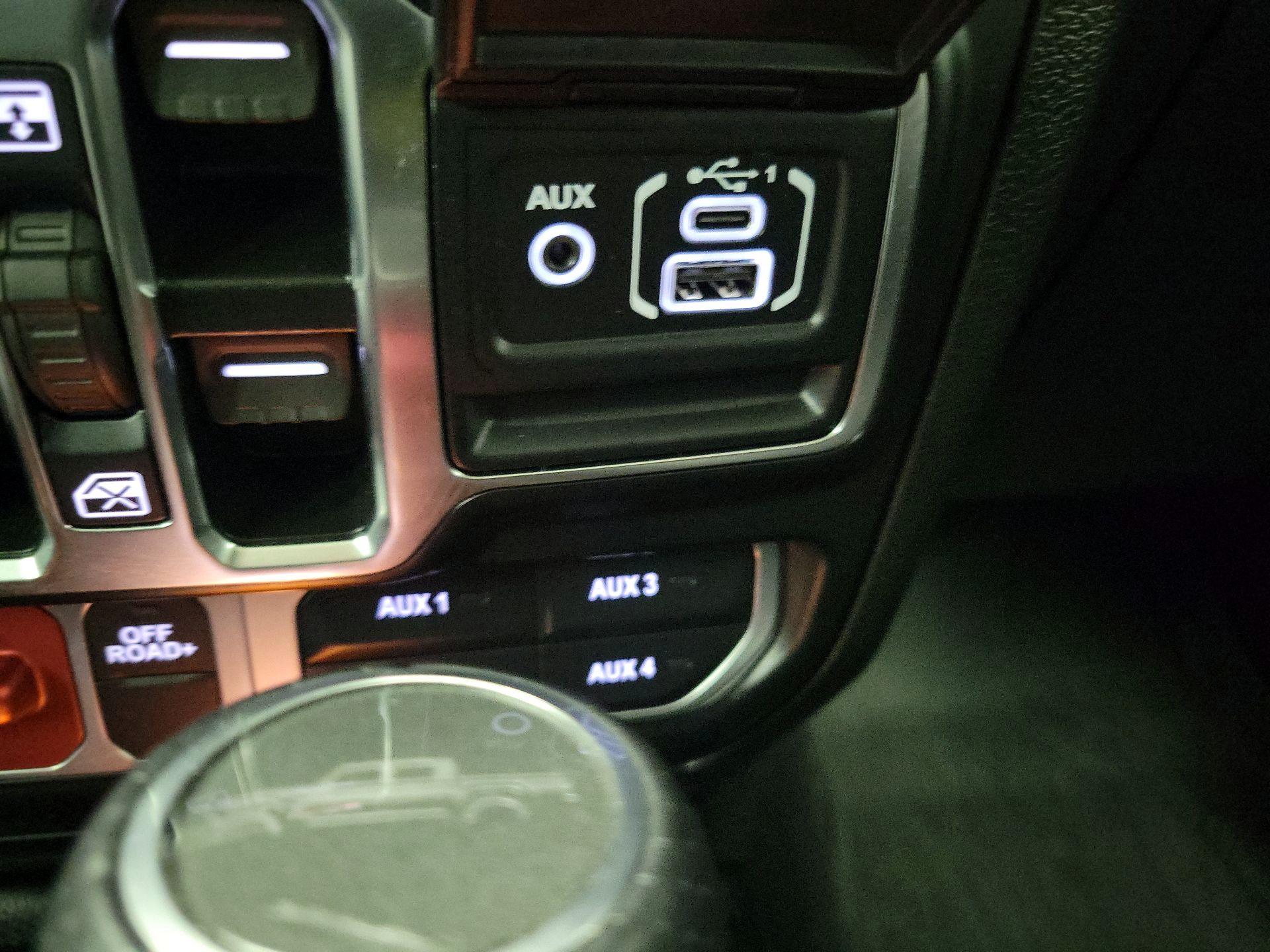 Thumbnail: 2022 Jeep Gladiator - 19