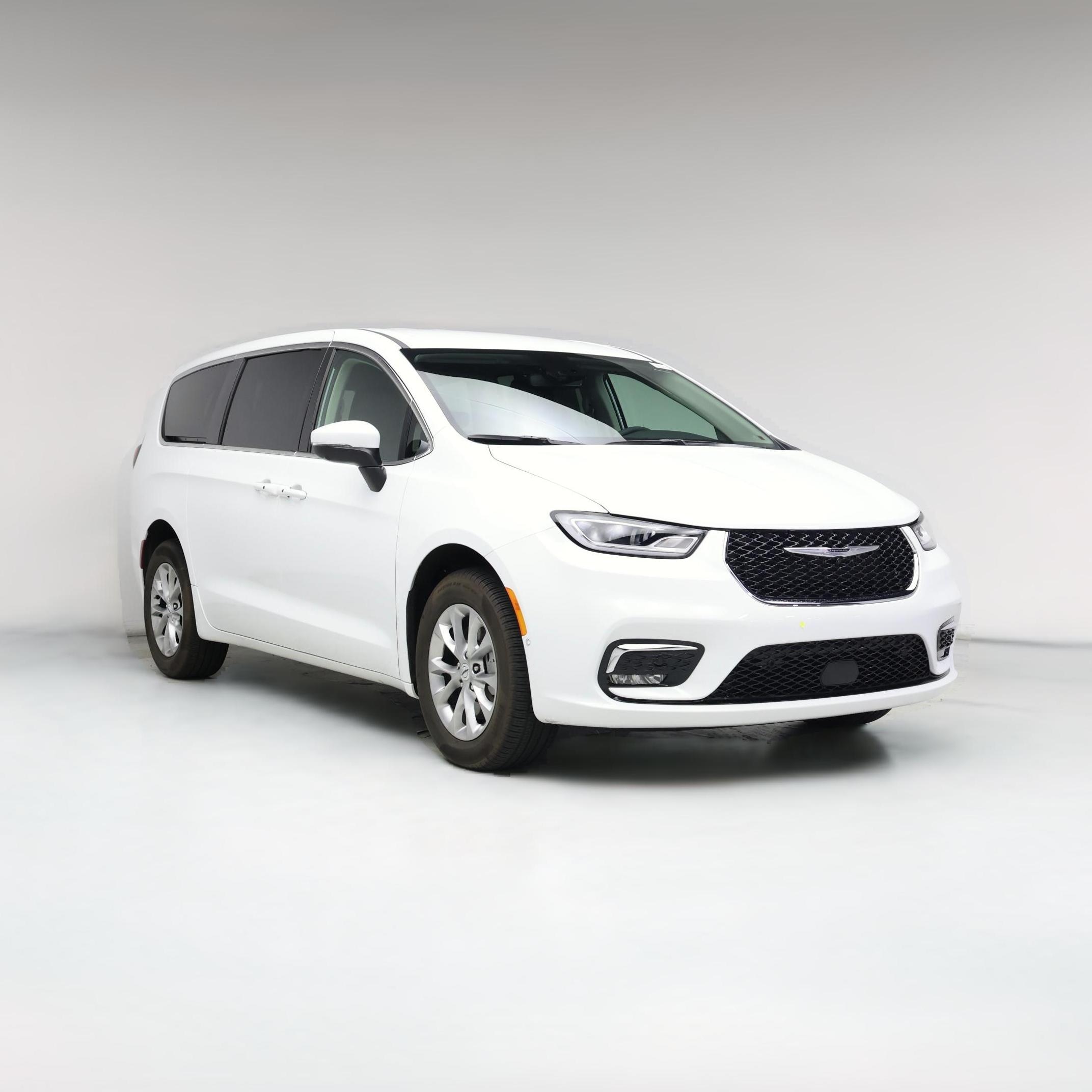 Thumbnail: 2023 Chrysler Pacifica - 1