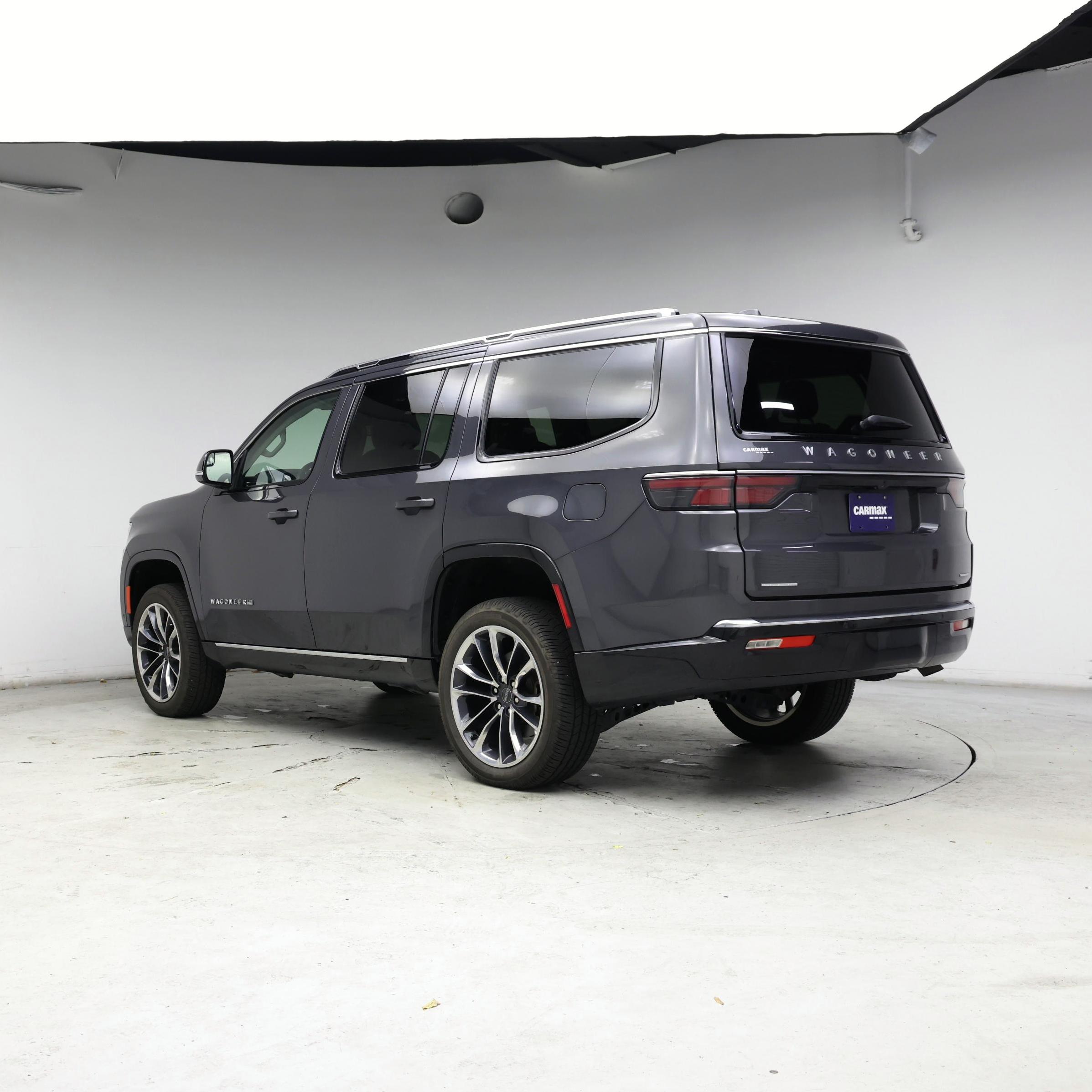 Thumbnail: 2022 Jeep Wagoneer - 2