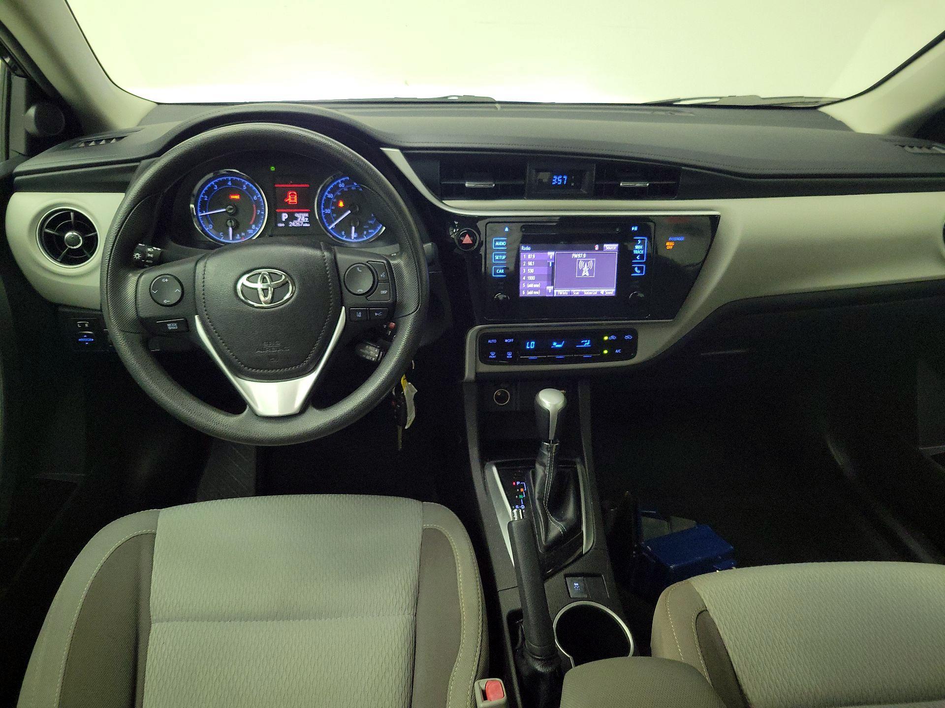 Thumbnail: 2018 Toyota Corolla - 9