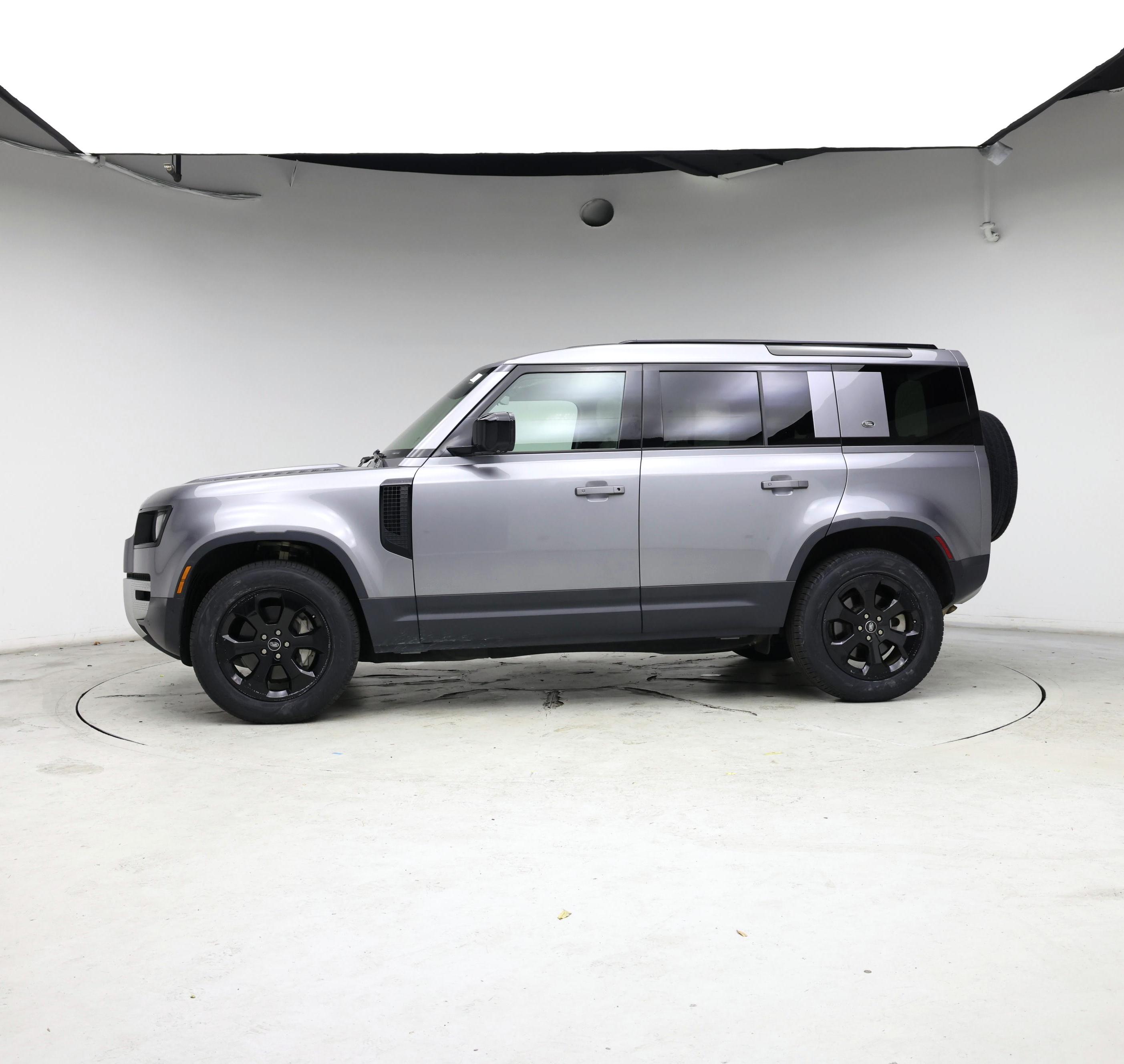 Thumbnail: 2021 Land Rover Defender - 3