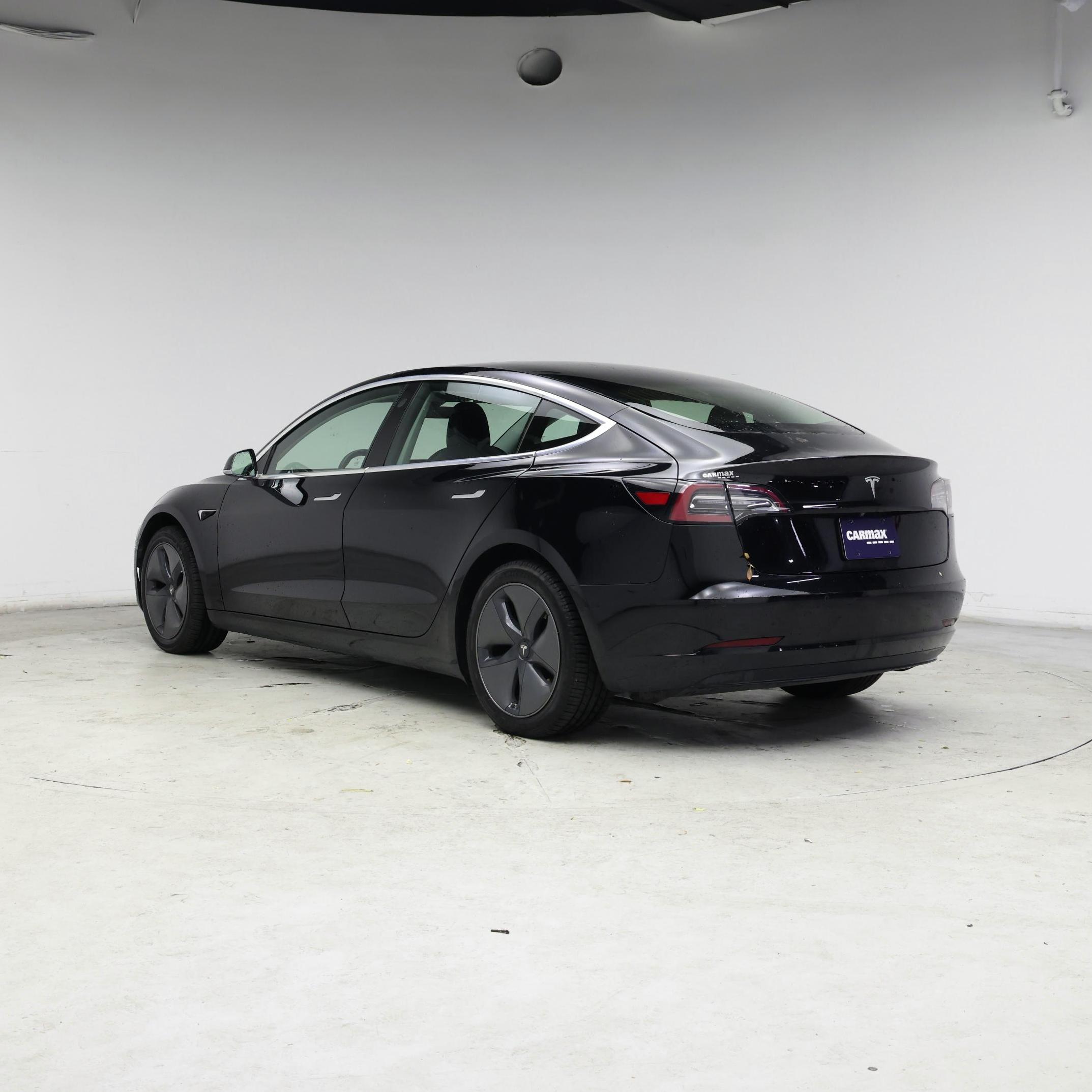 Thumbnail: 2019 Tesla Model 3 - 2