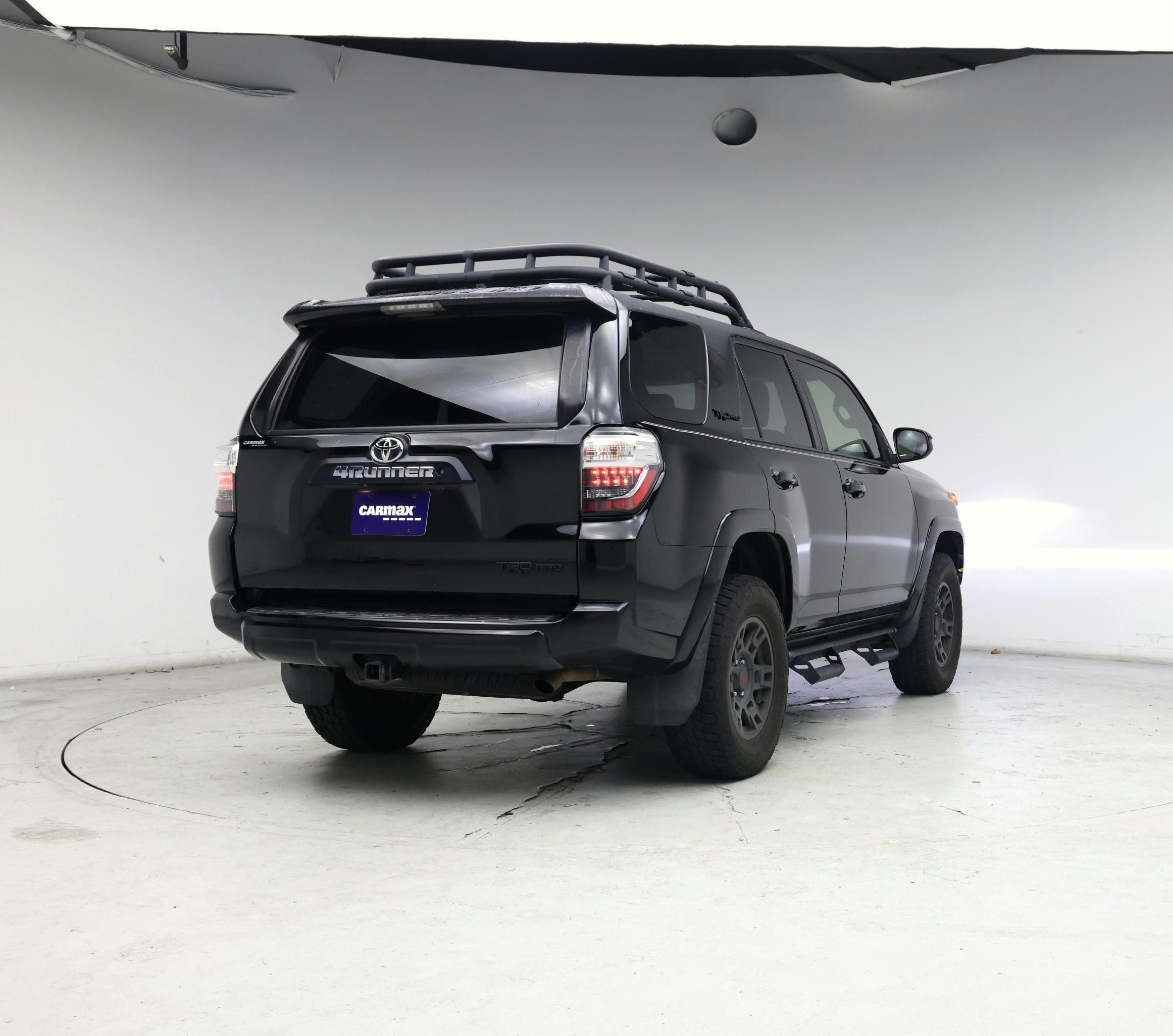 Thumbnail: 2019 Toyota 4Runner - 8