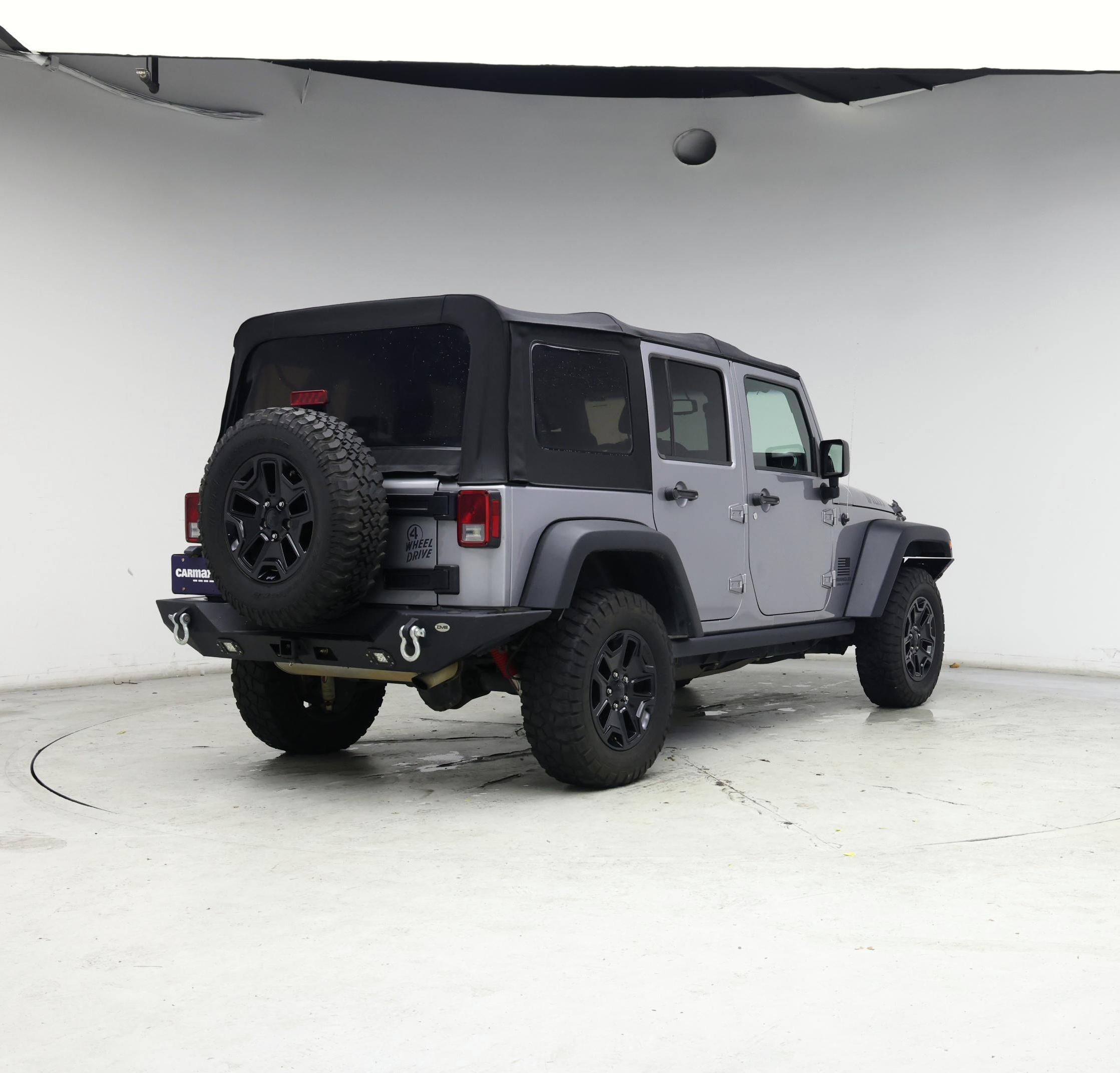 Thumbnail: 2017 Jeep Wrangler - 8