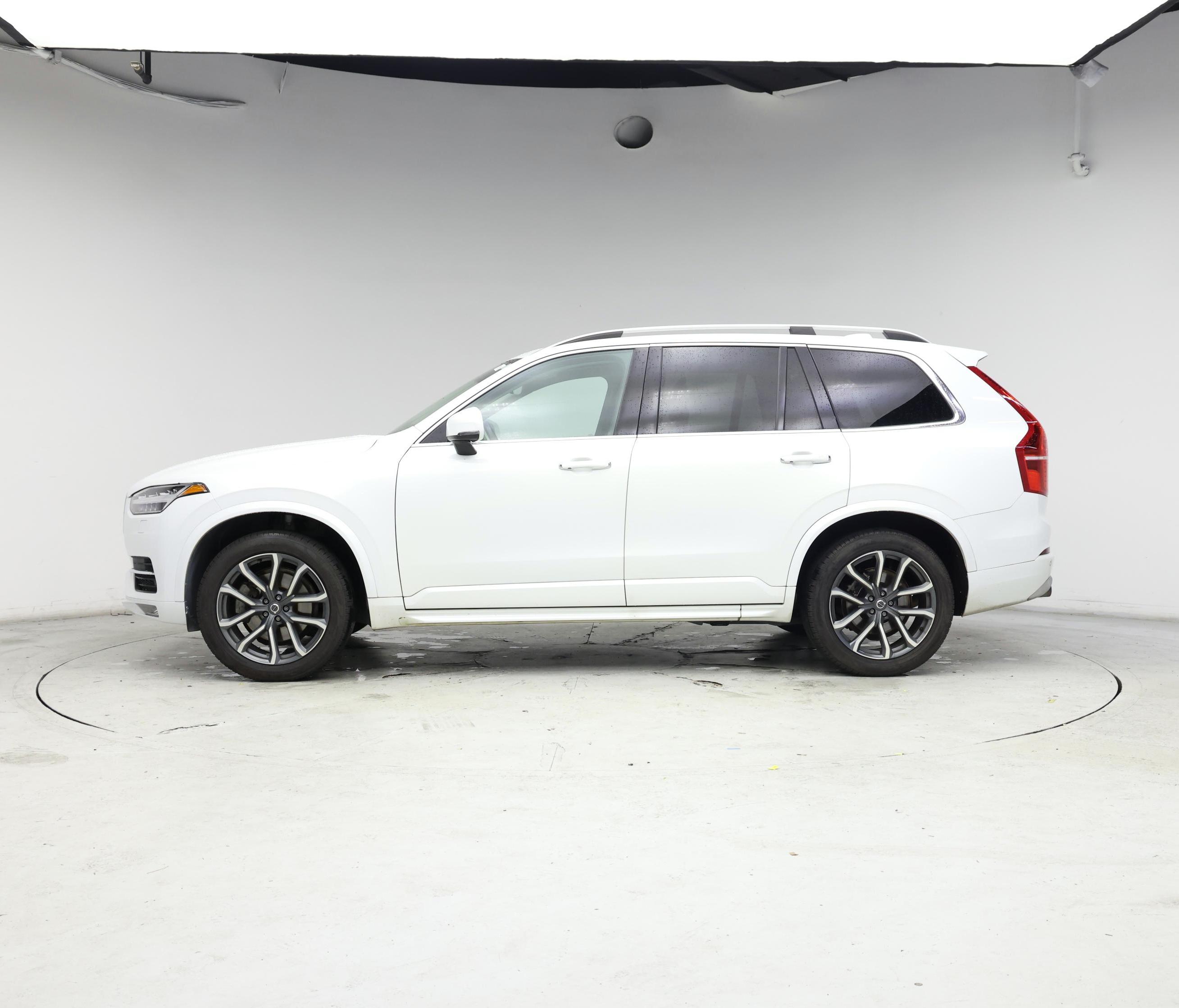 Thumbnail: 2018 Volvo XC90 - 3