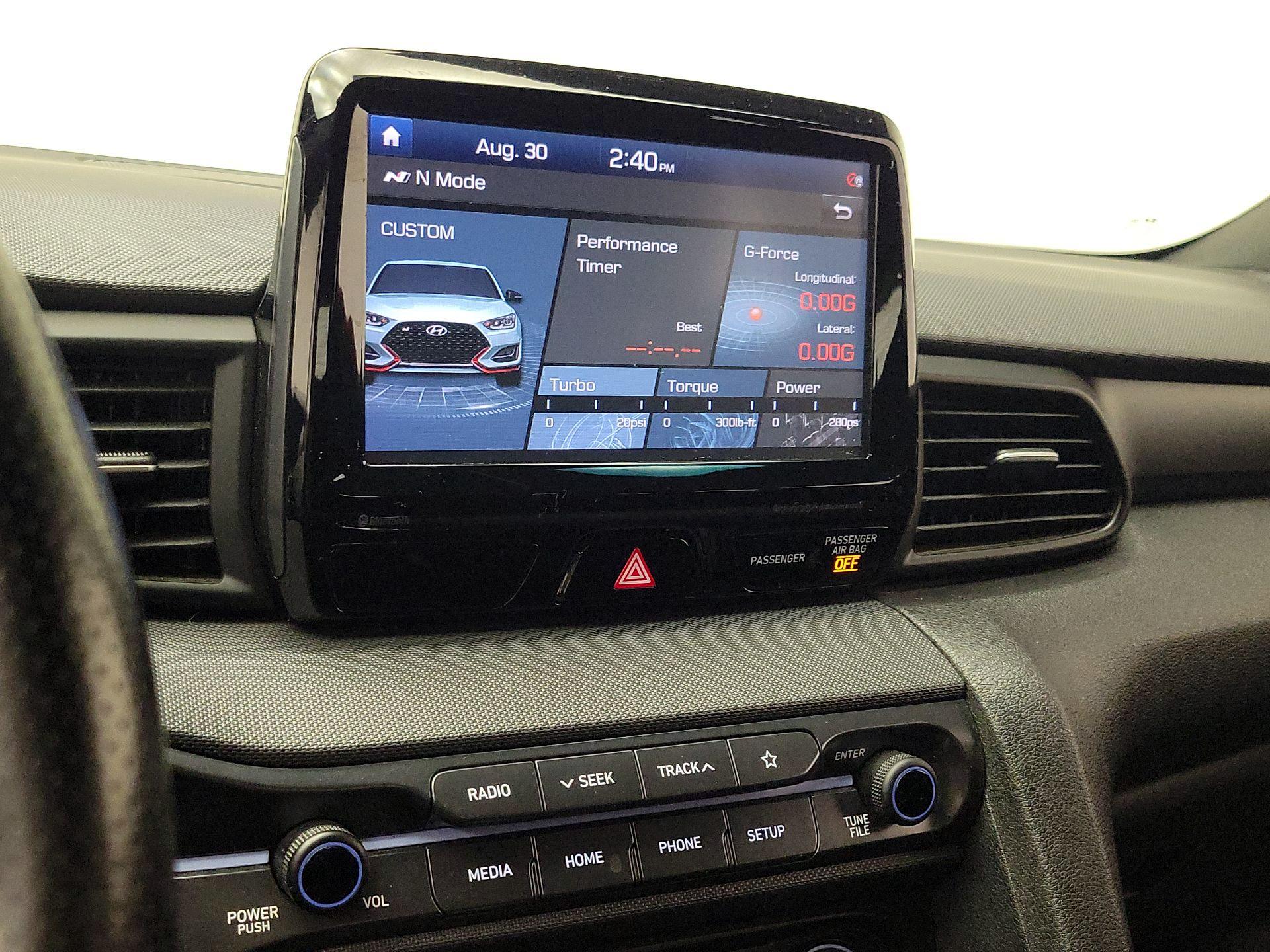 Thumbnail: 2020 Hyundai Veloster - 15