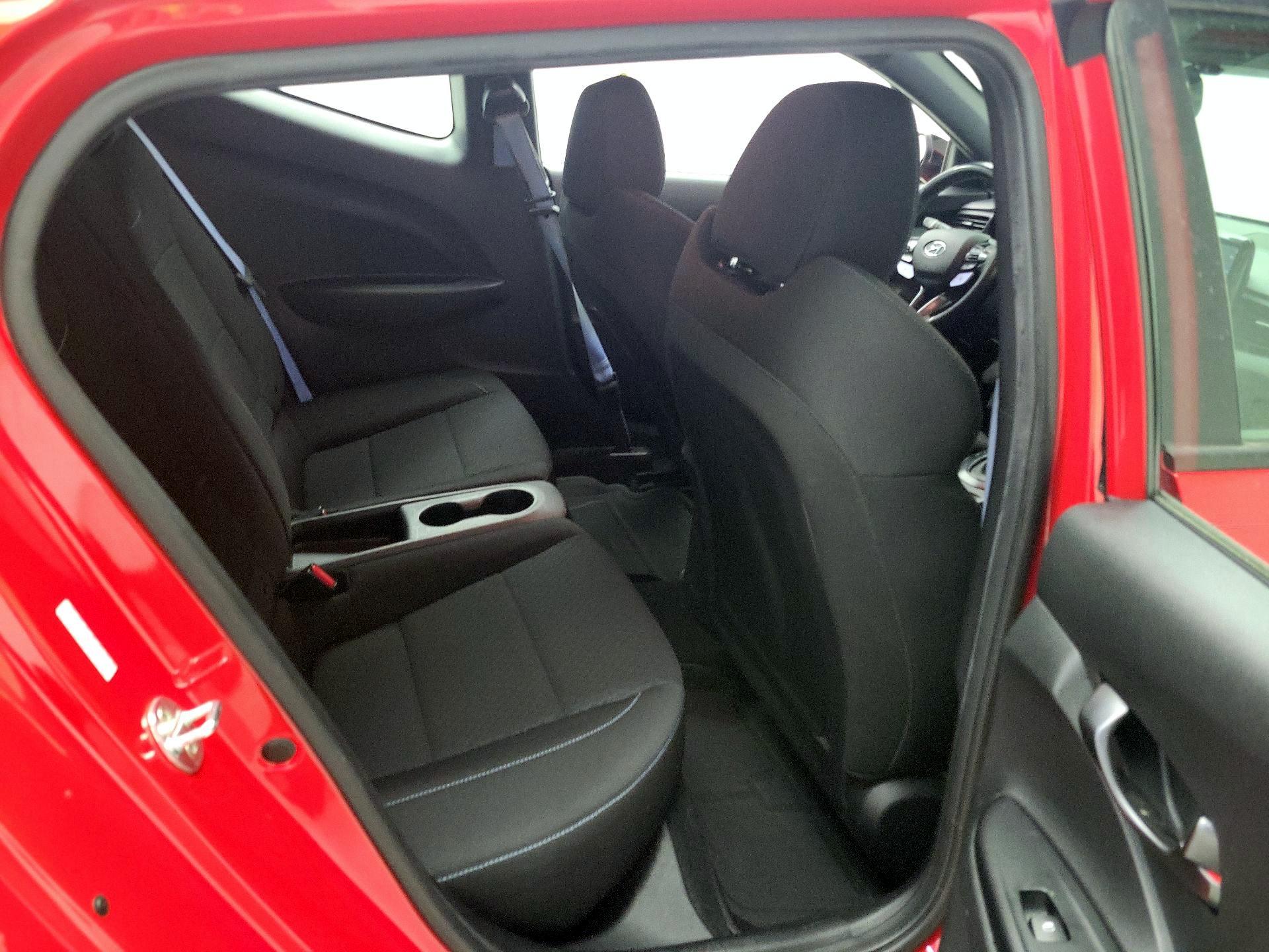 Thumbnail: 2020 Hyundai Veloster - 19