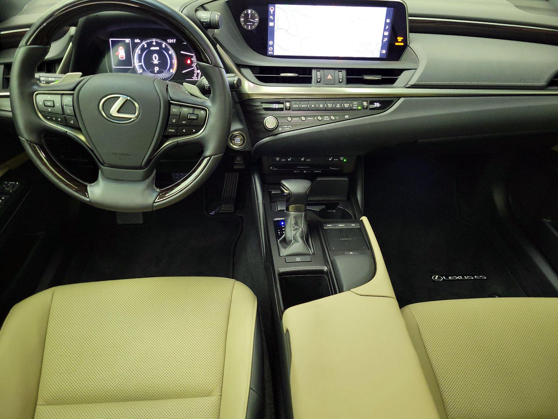 Thumbnail: 2021 Lexus ES - 9