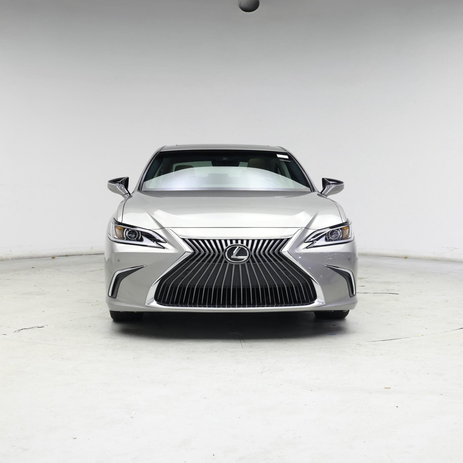 Thumbnail: 2021 Lexus ES - 5