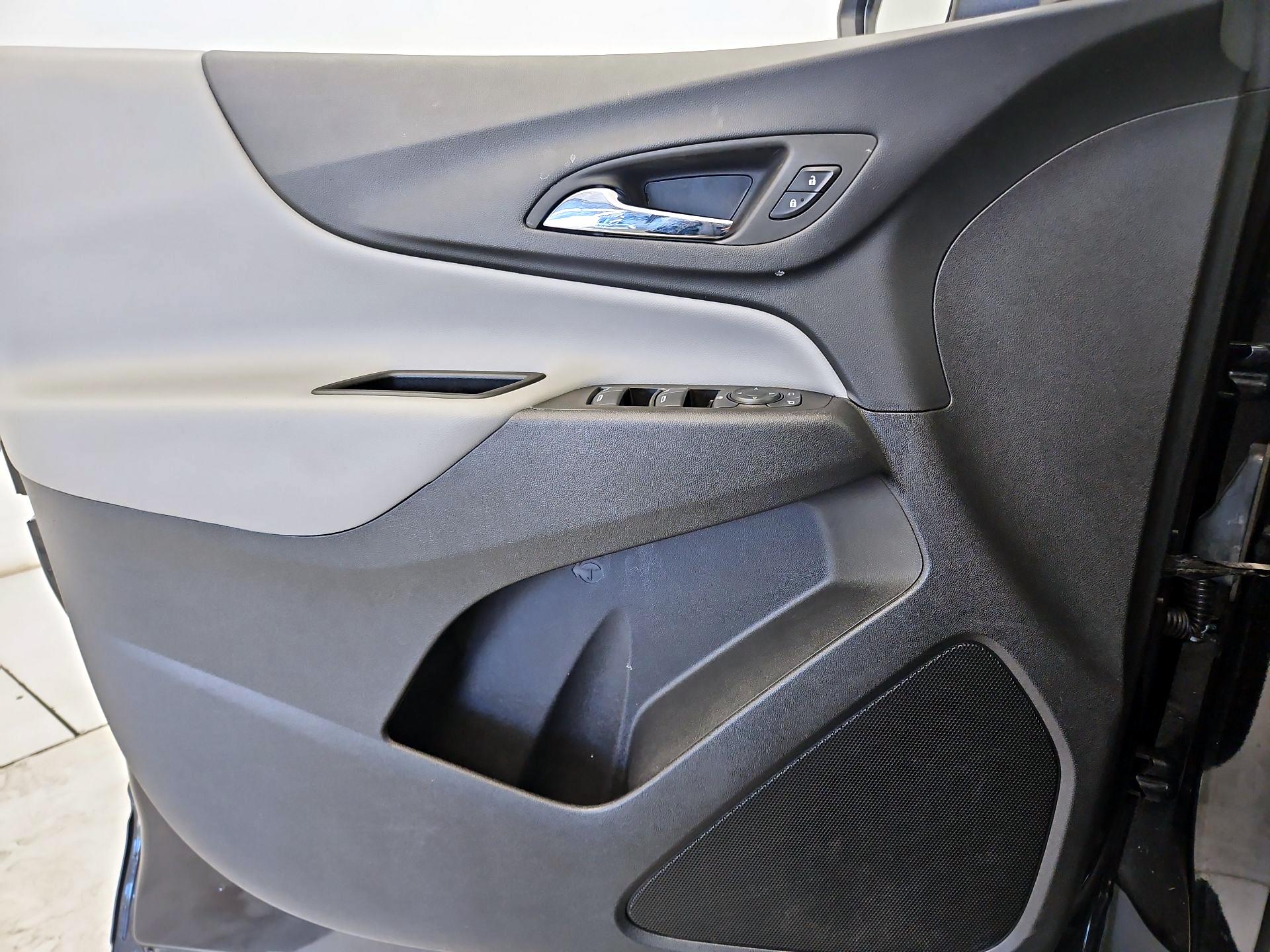 Thumbnail: 2023 Chevrolet Equinox - 12