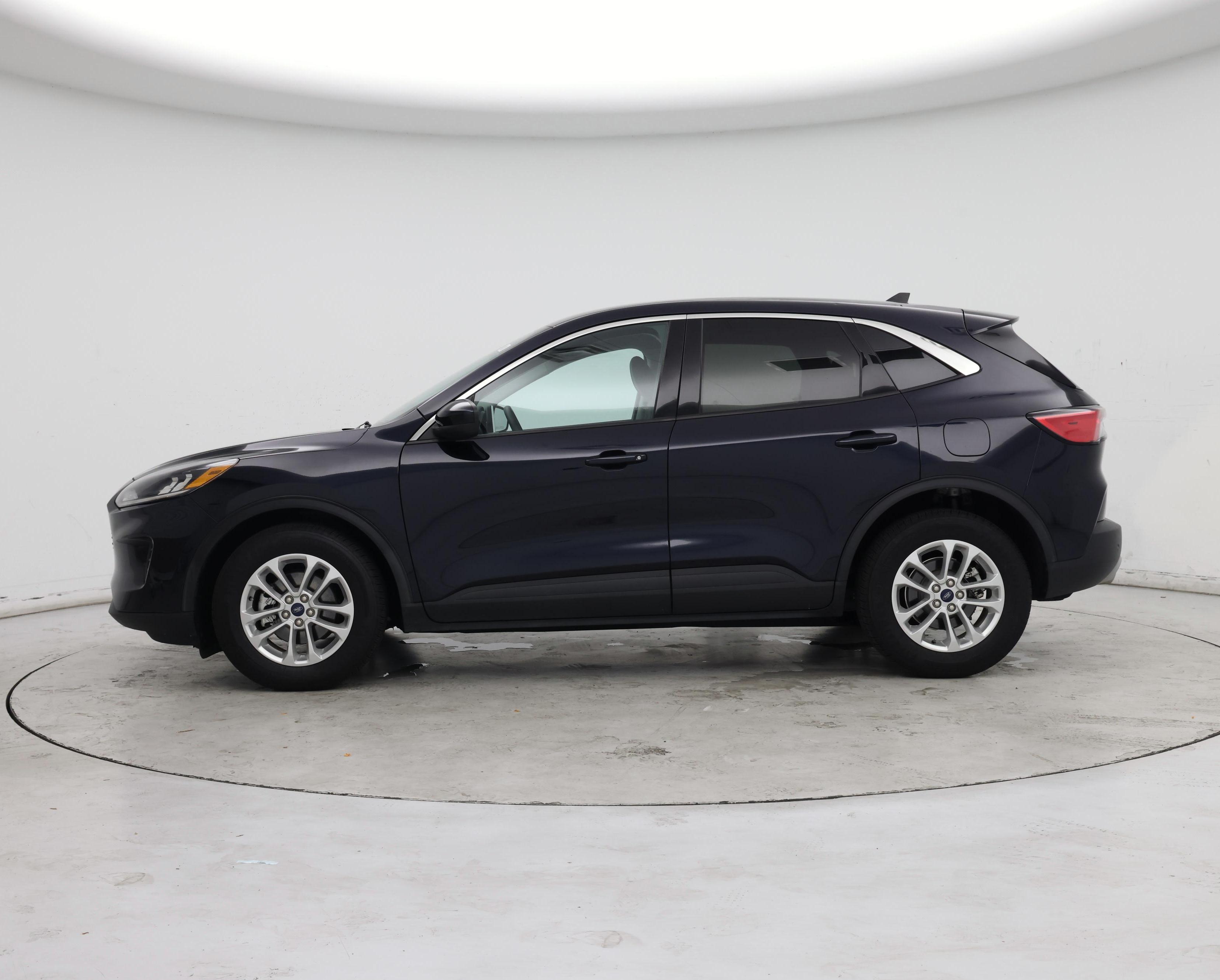 Thumbnail: 2021 Ford Escape - 3