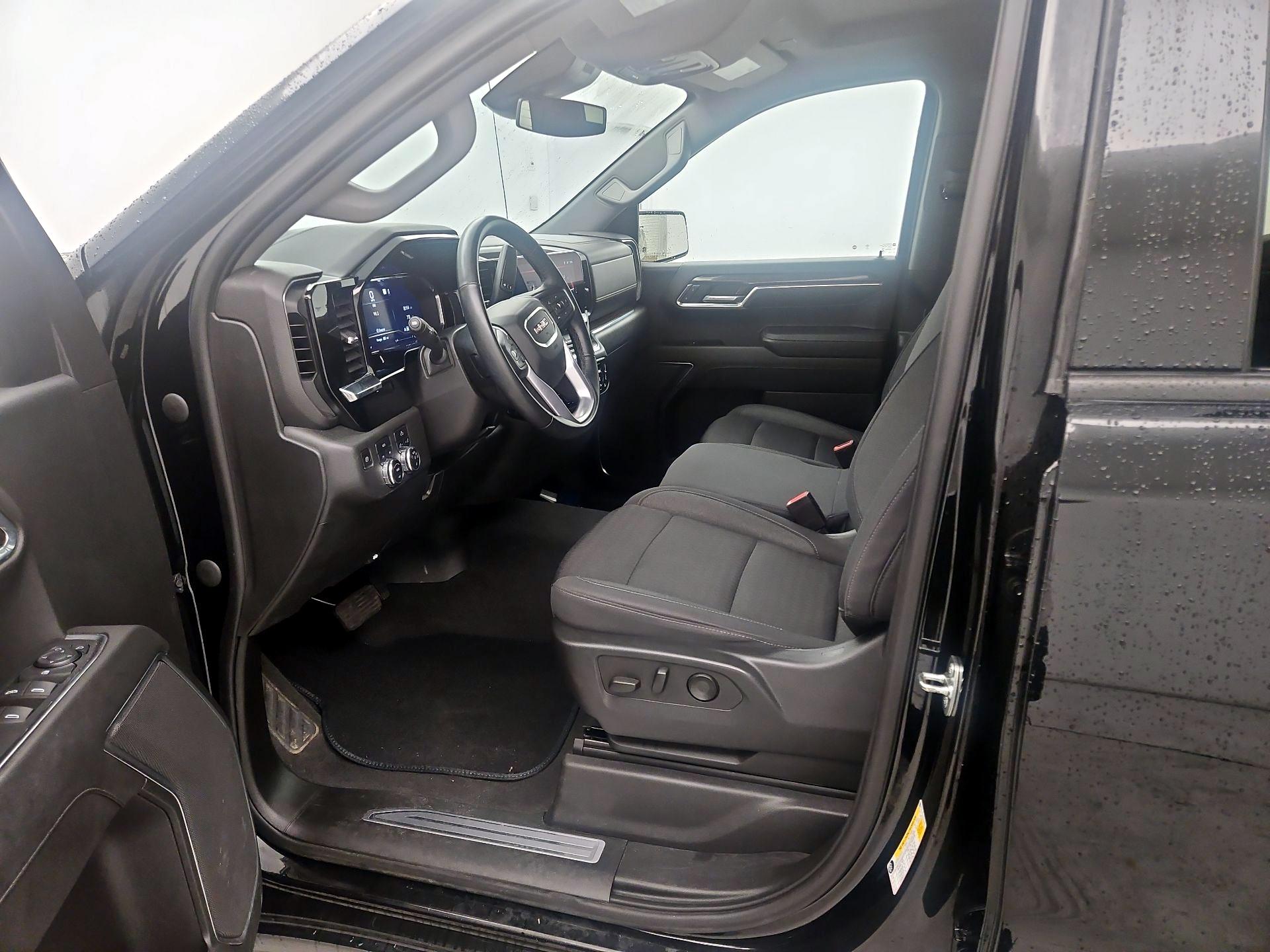 Thumbnail: 2023 GMC Sierra 1500 - 11