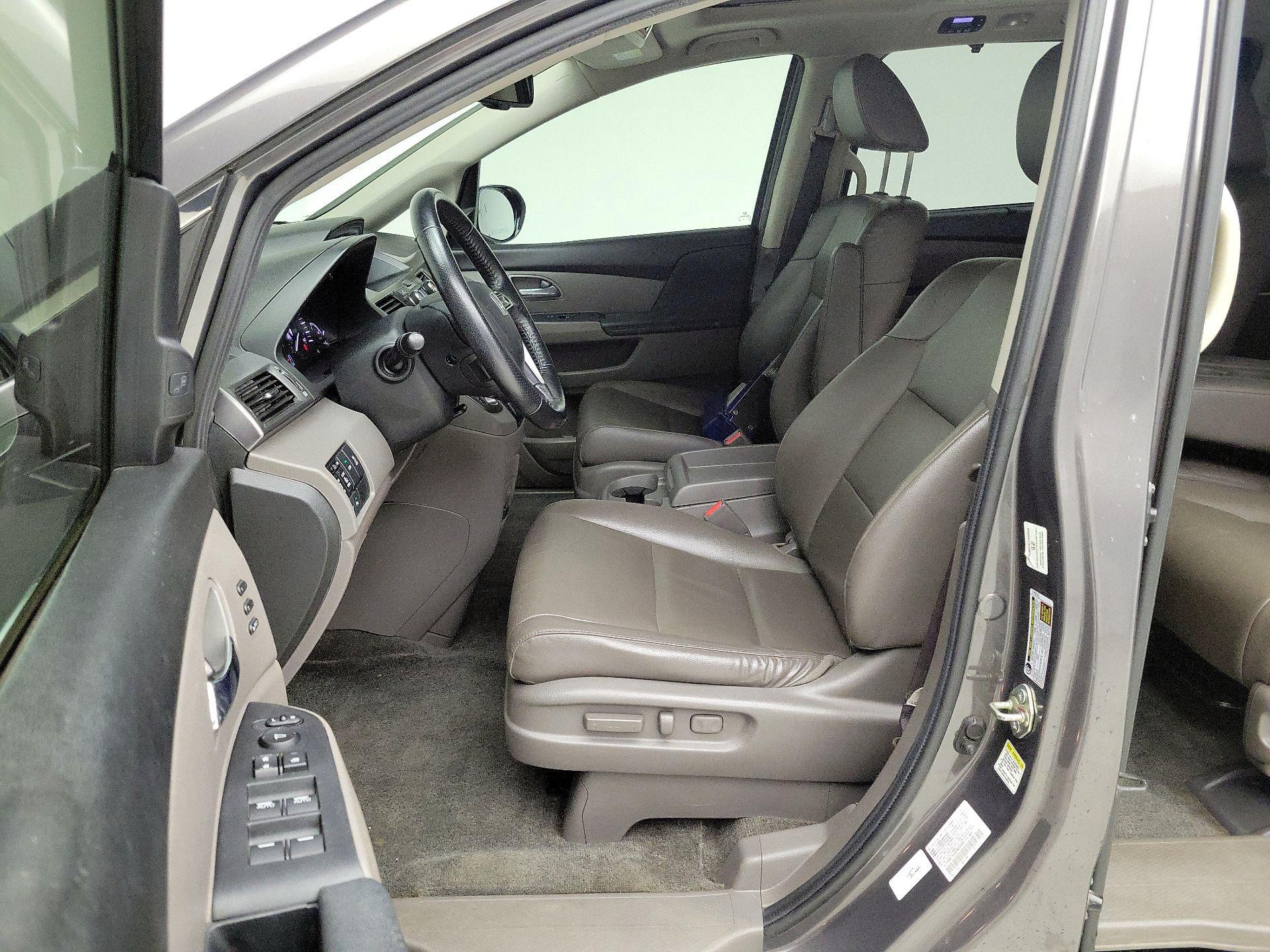 Thumbnail: 2014 Honda Odyssey - 11