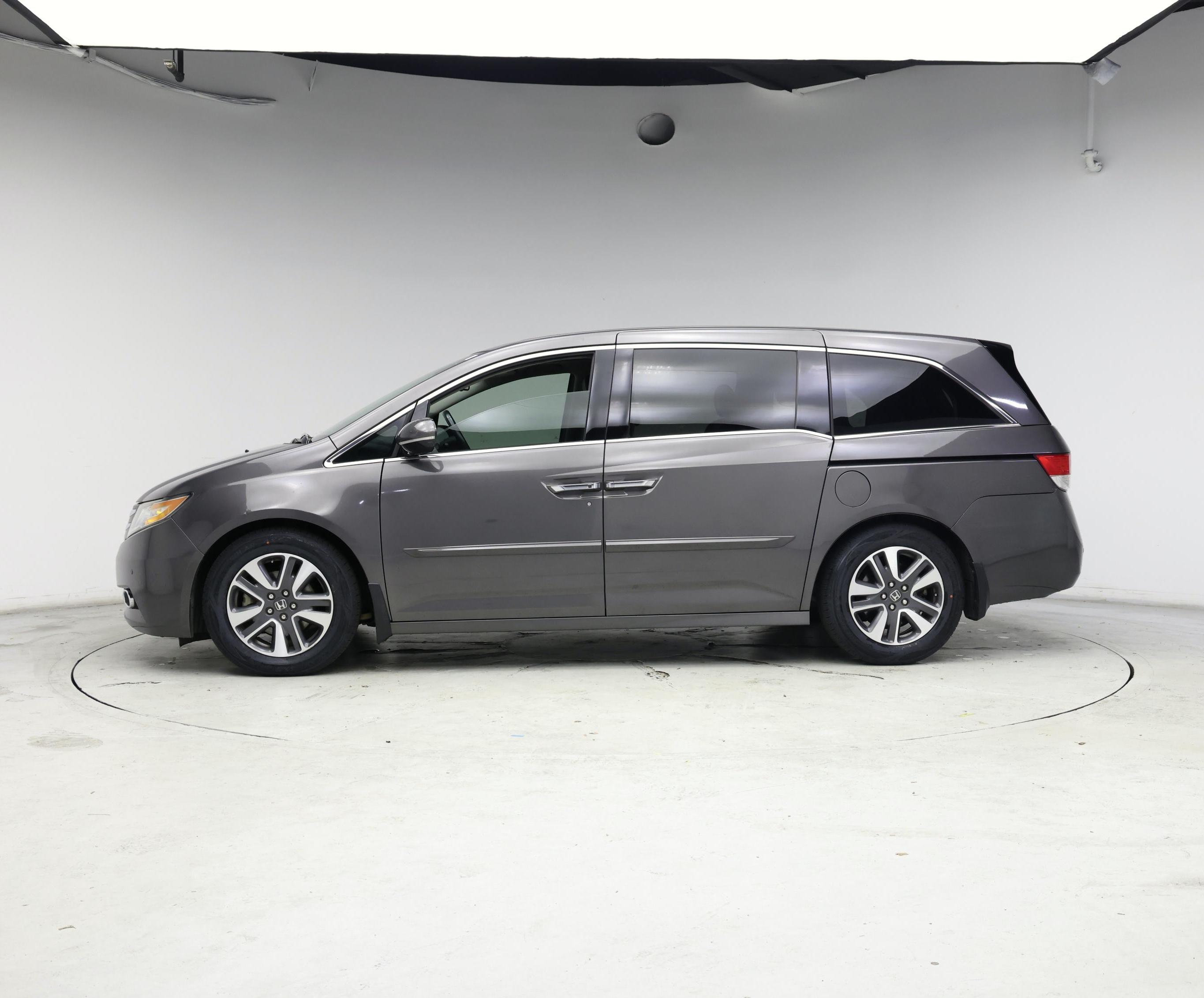 Thumbnail: 2014 Honda Odyssey - 3