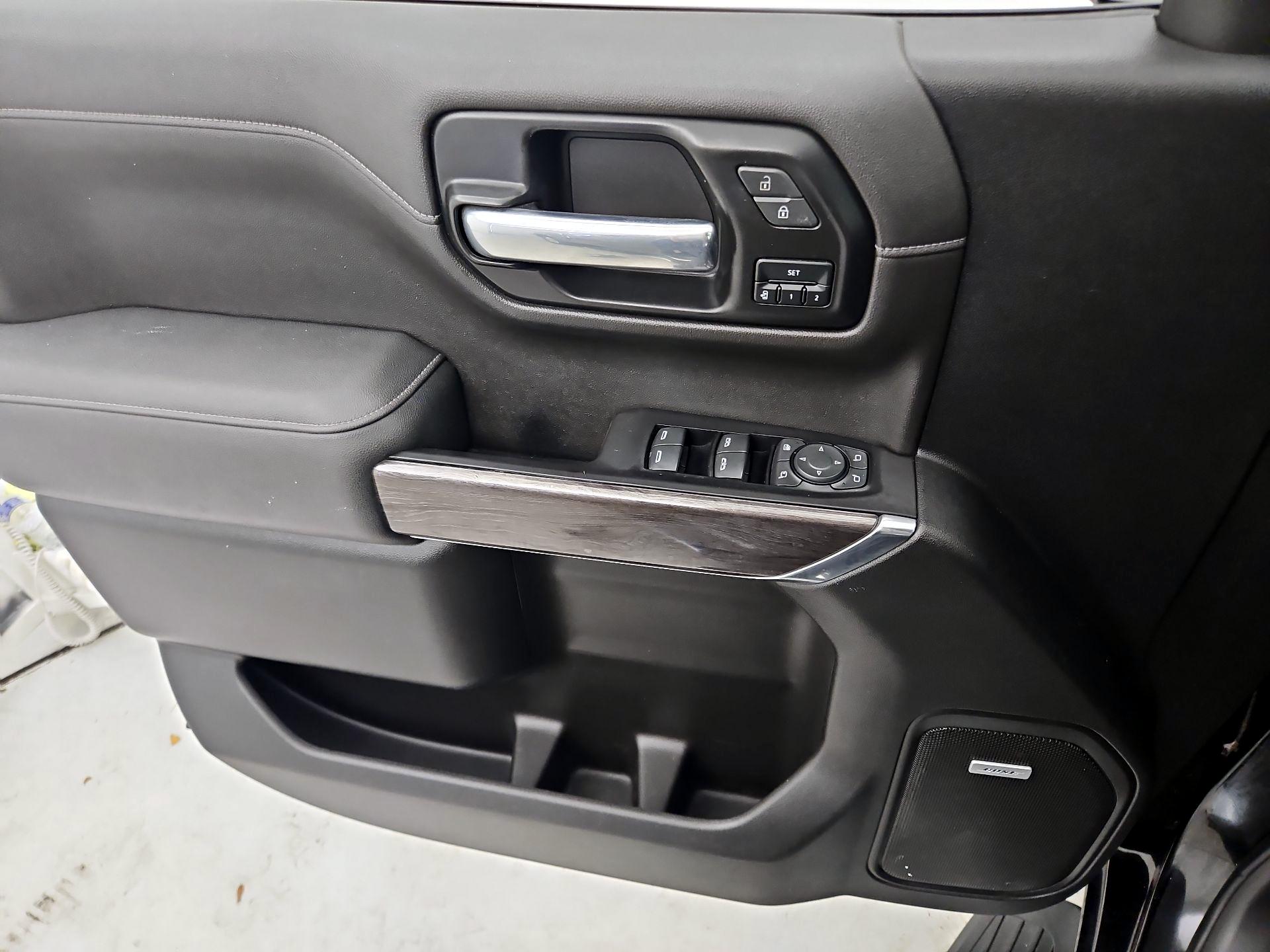 Thumbnail: 2022 Chevrolet Silverado 1500 - 12