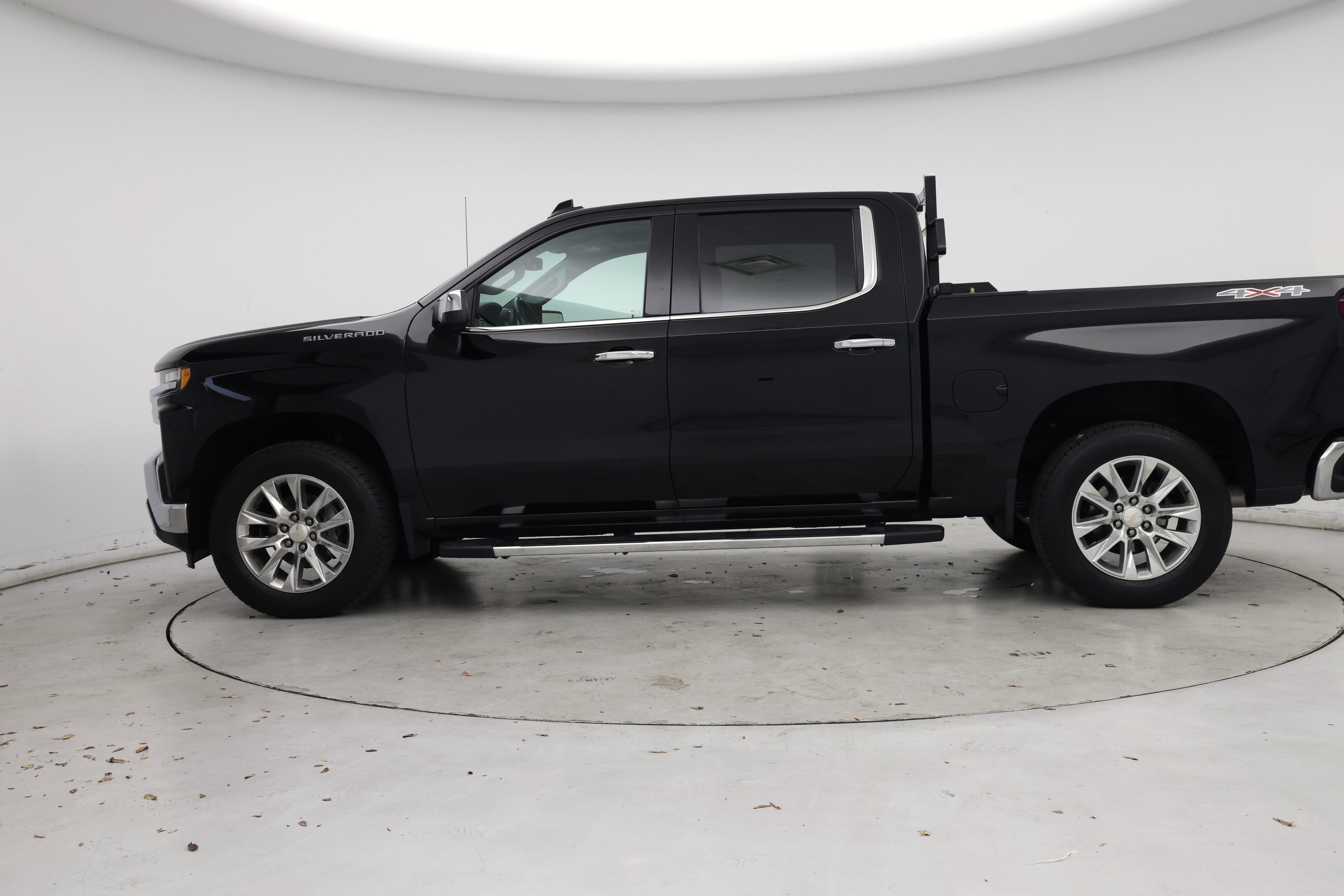 Thumbnail: 2022 Chevrolet Silverado 1500 - 3