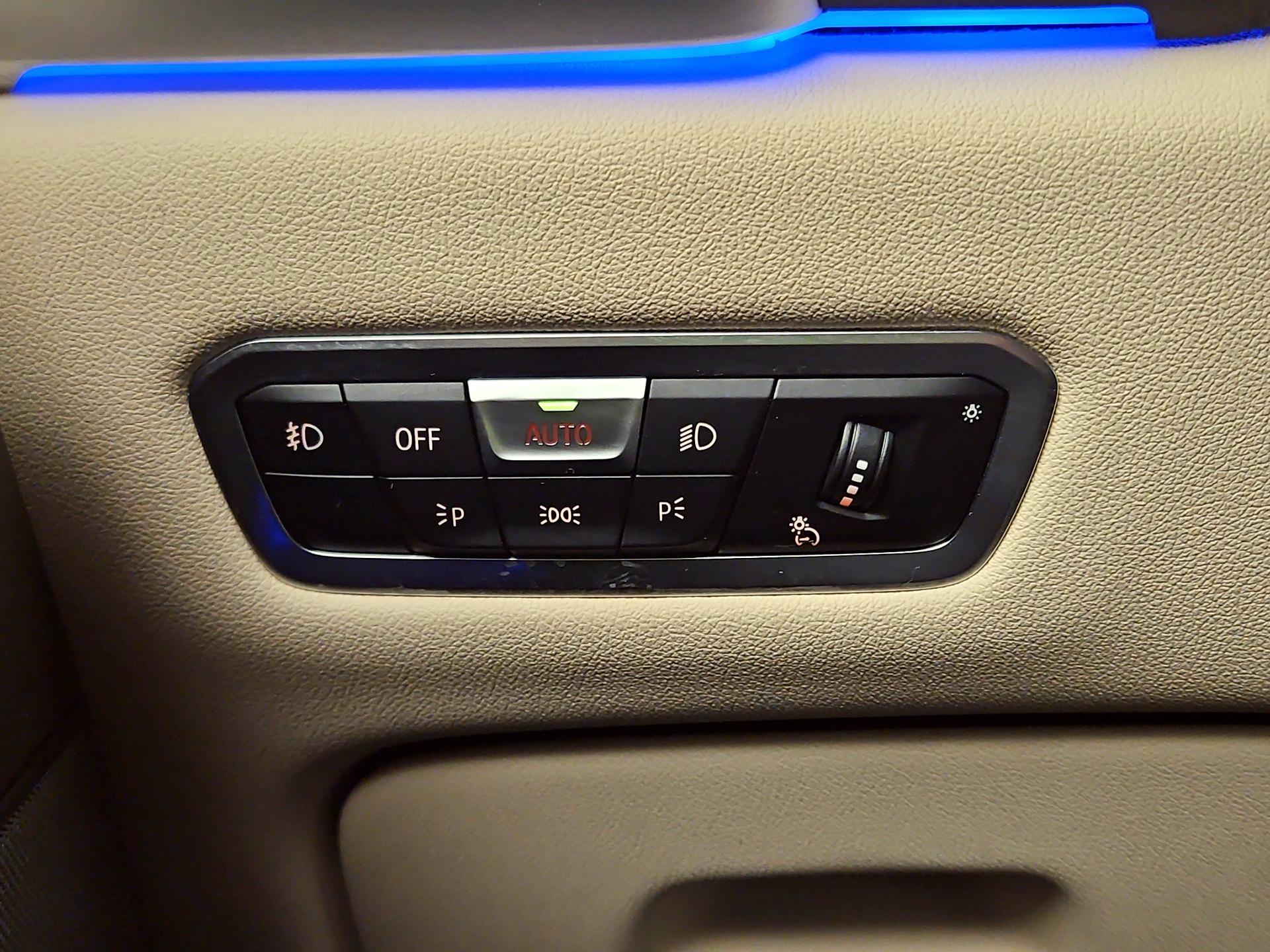 Thumbnail: 2021 BMW X5 - 13
