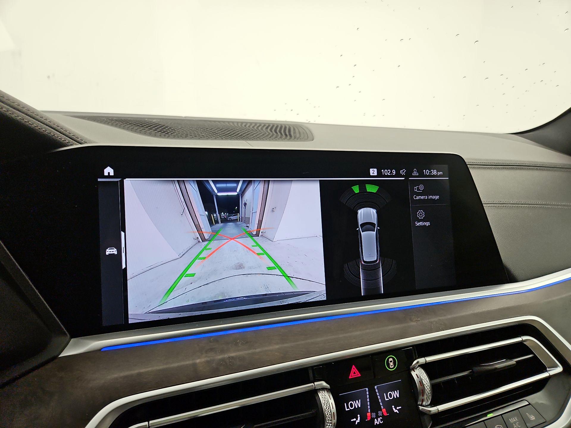 Thumbnail: 2021 BMW X5 - 15