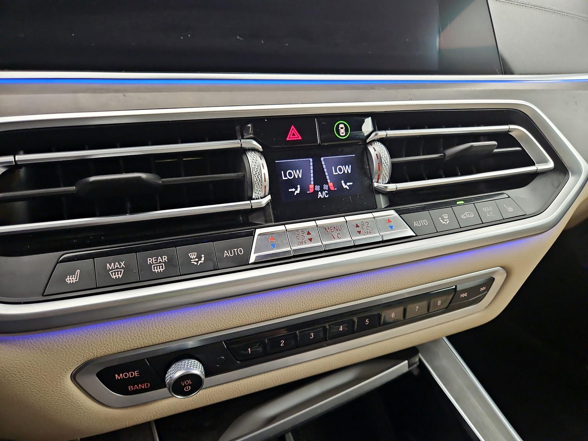 Thumbnail: 2021 BMW X5 - 17