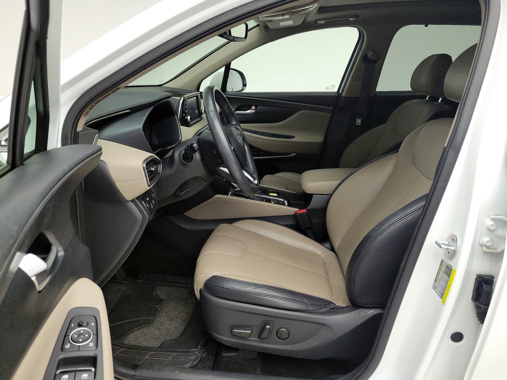 Thumbnail: 2019 Hyundai Santa Fe - 11