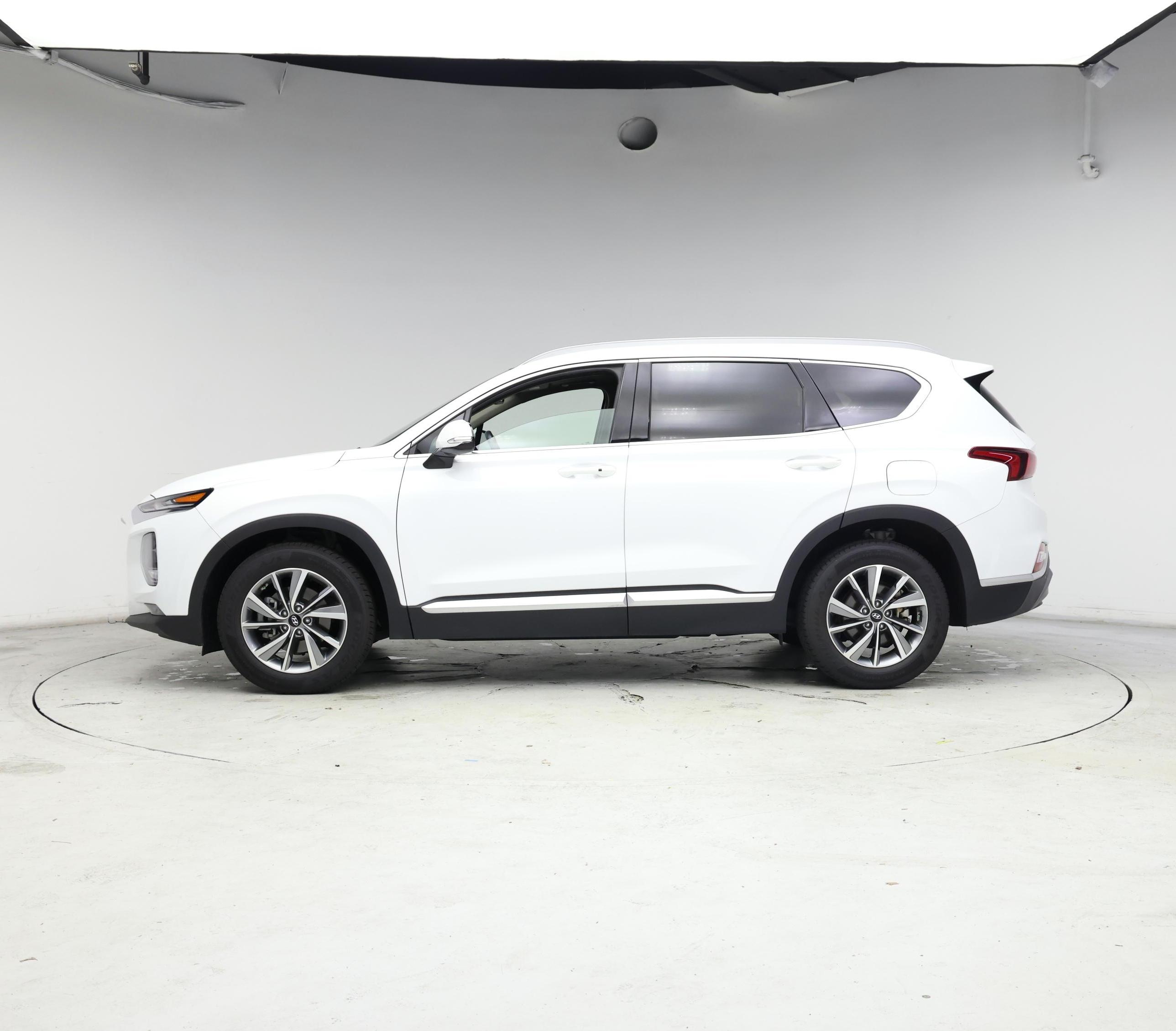Thumbnail: 2019 Hyundai Santa Fe - 3