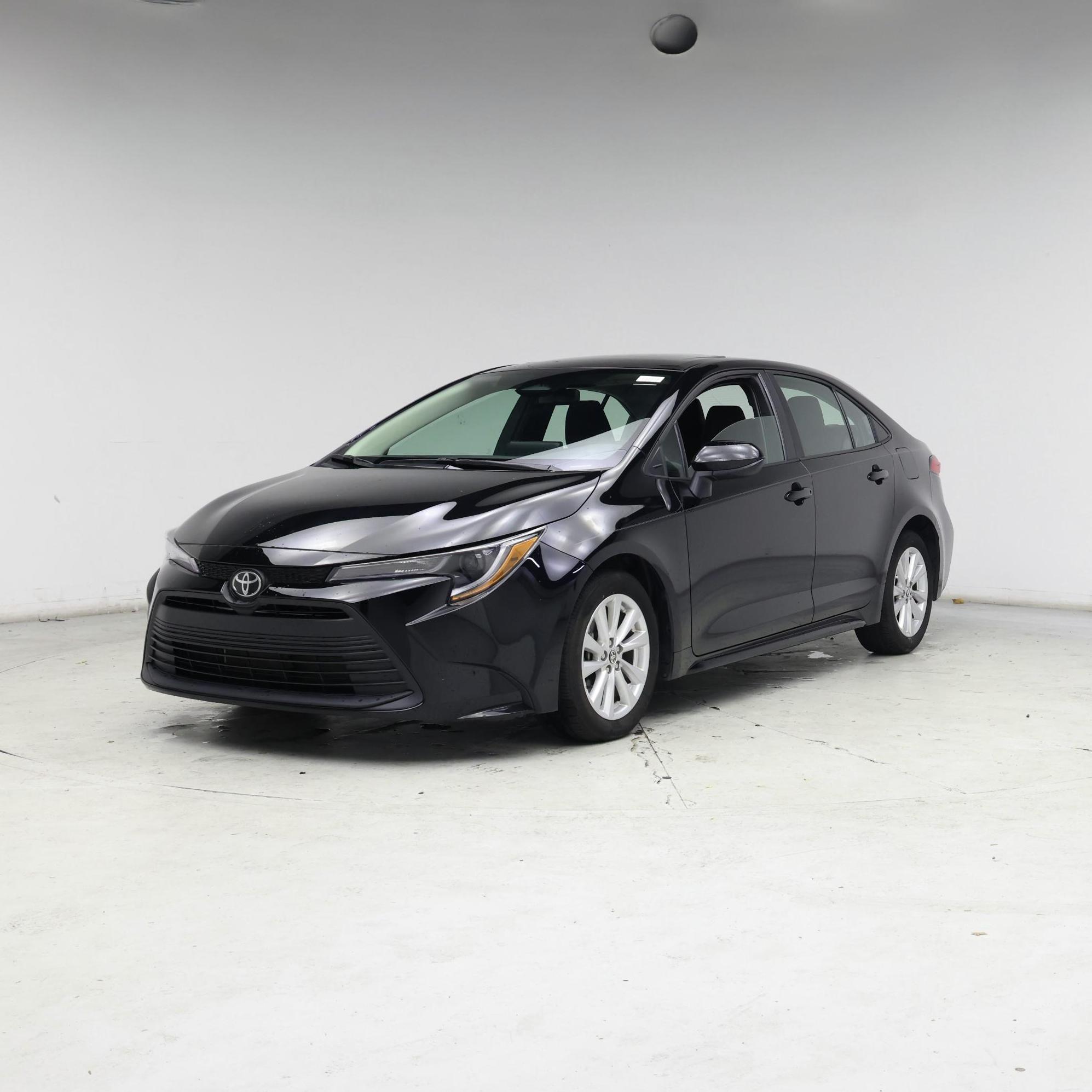 Thumbnail: 2023 Toyota Corolla - 4