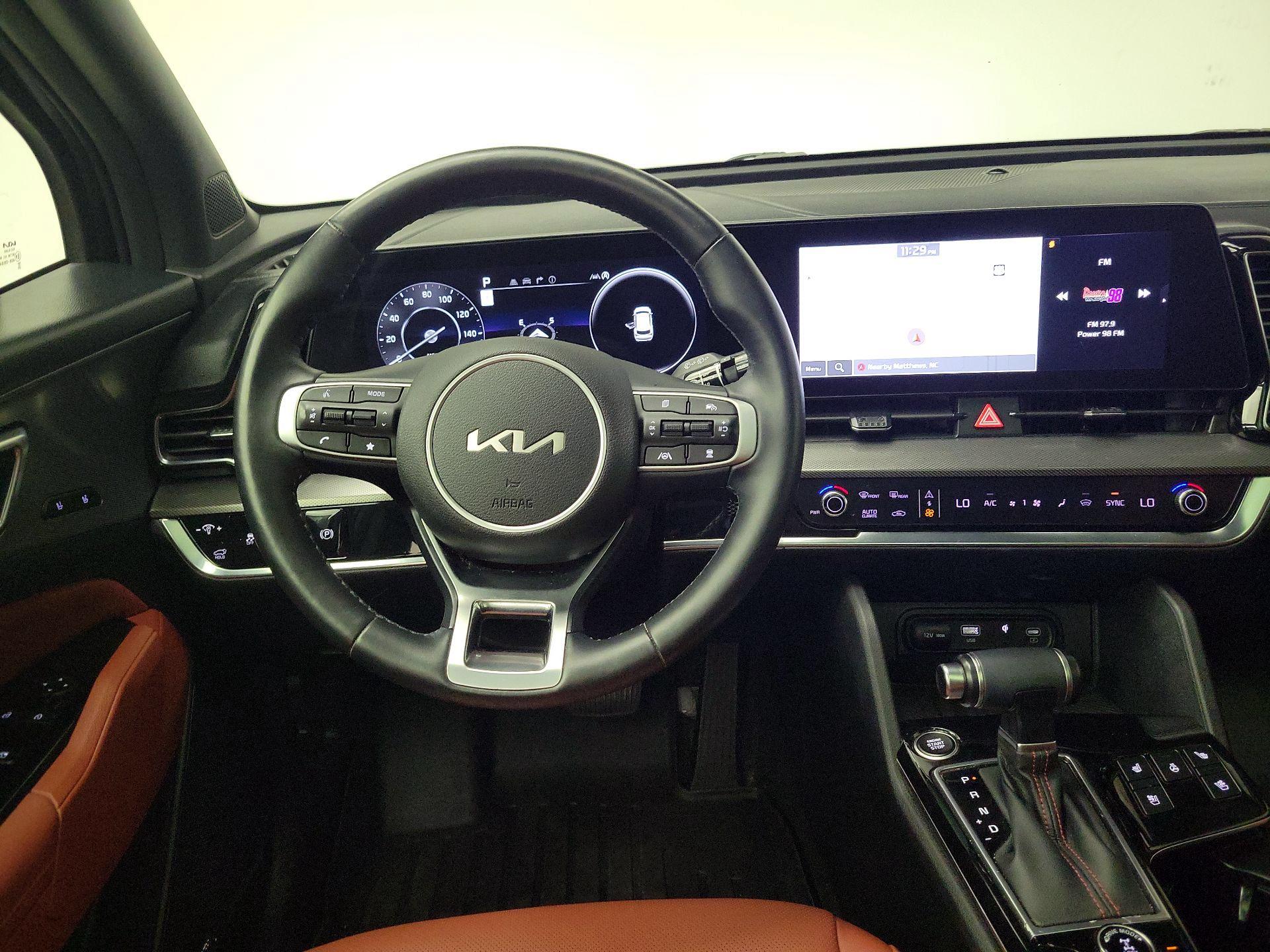 Thumbnail: 2023 Kia Sportage - 10